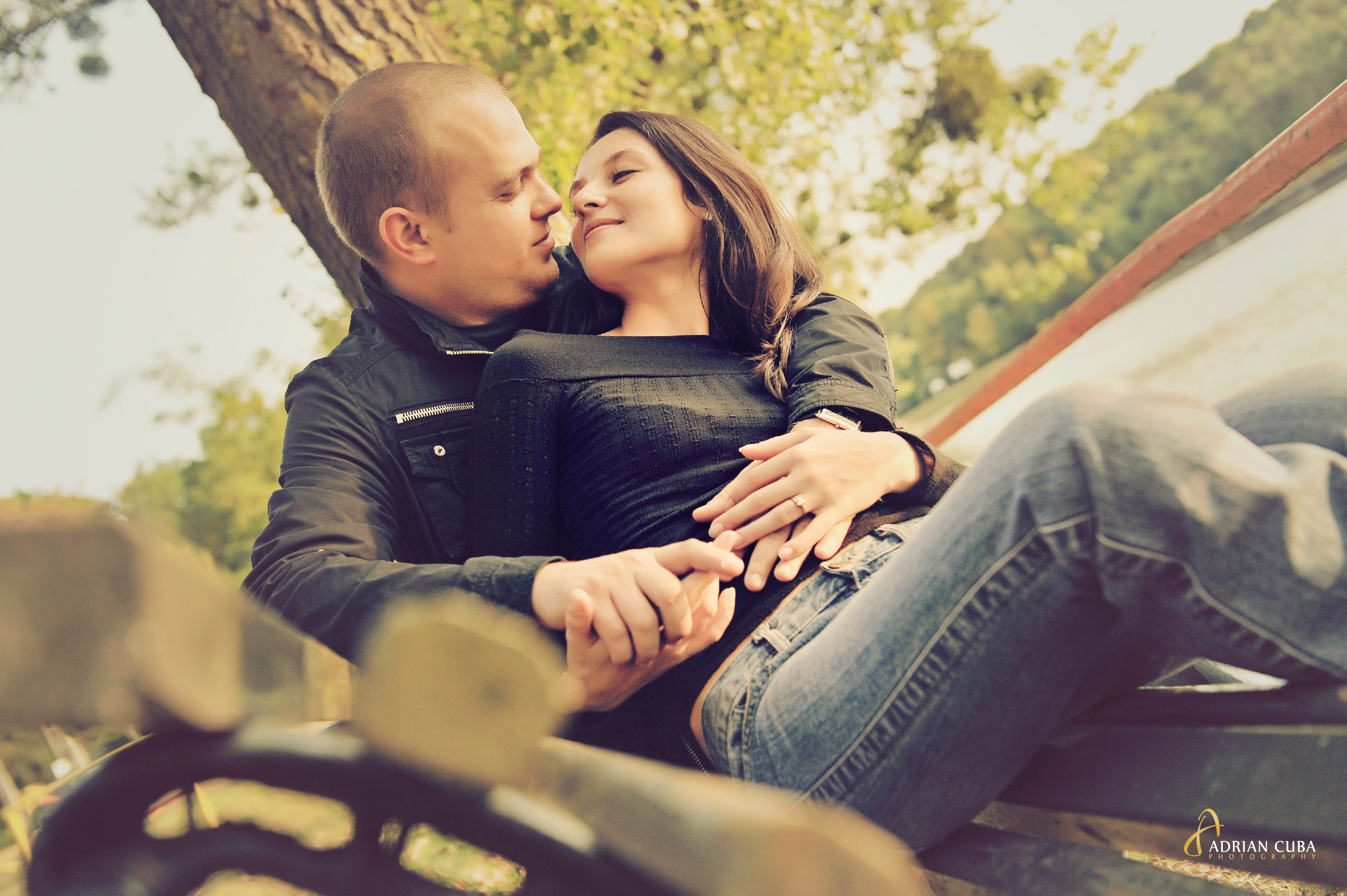 Sedinta foto Save the Date Iasi | Fotografie de logodna realizata de Adrian Cuba