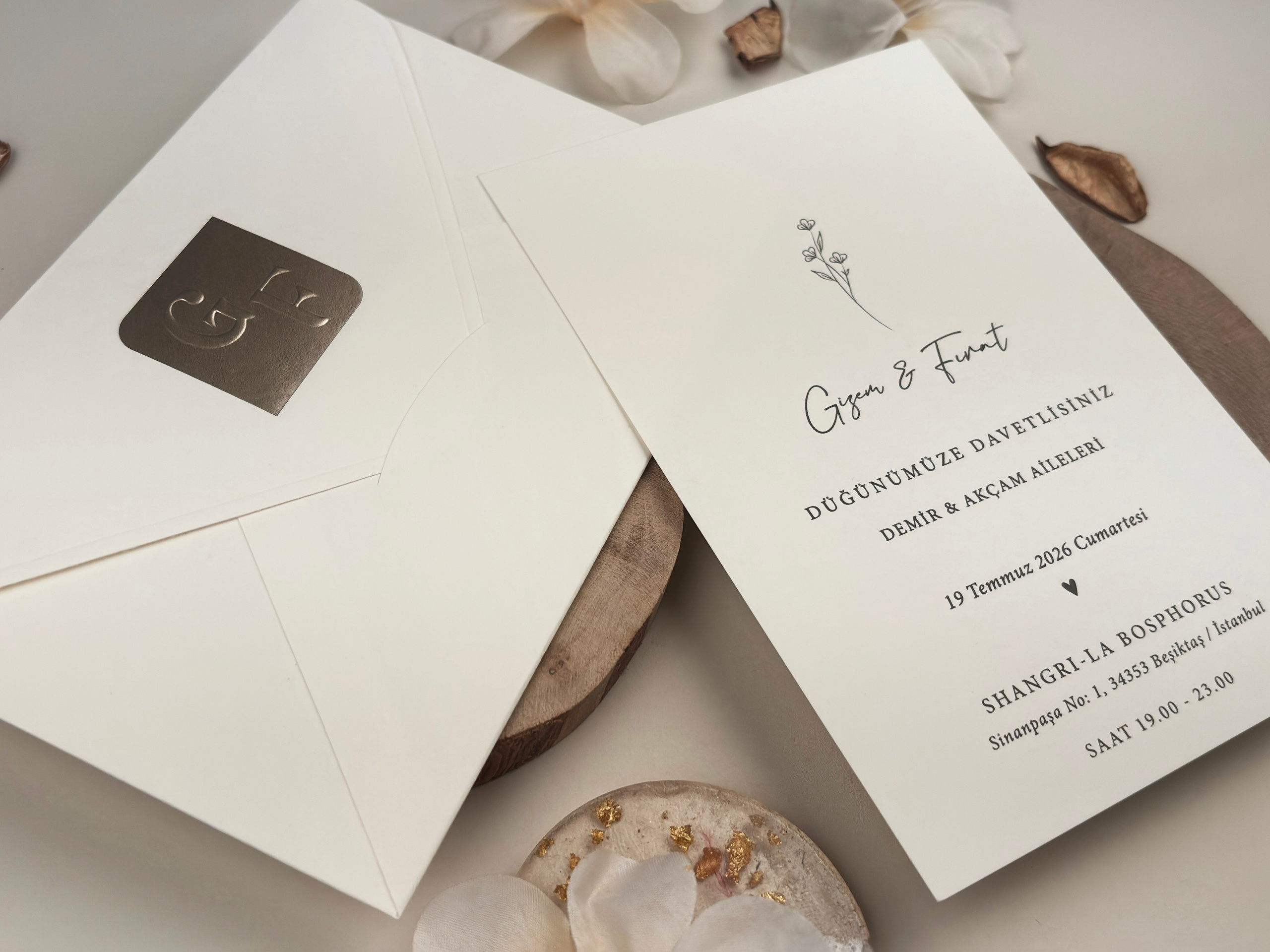 Invitații Elegante și Refined: Catalogul Ellite | Nunta, Petreceri, Evenimente Corporate.- invitații nuntă - modele invitații nuntă - invitații nuntă 2025 - invitații de nuntă elegante - invitații de nuntă personalizate - invitații nuntă online - invitații nuntă handmade - catalog invitații nuntă - invitații originale nuntă - invitații de nuntă moderne - invitații nuntă vintage - invitații nuntă rustice - invitații nuntă clasice - design invitații nuntă - invitații de nuntă cu tematică.- invitații nuntă florale - invitații nuntă boho - invitații nuntă aurii - invitații nuntă minimaliste - invitații nuntă cu sigiliu - invitații nuntă cu acuarelă - invitații nuntă cu fotografie - invitații nuntă cu inițiale - invitații nuntă elegante alb-negru - invitații nuntă cu hârtie texturată - invitații nuntă cu decupaj laser - invitații nuntă cu flori uscate. - print invitații nuntă - invitații nuntă personalizate cu numele mirilor - invitații nuntă cu plic inclus - invitații nuntă cu cartolină dublă - invitații nuntă calitate premium - invitații nuntă ieftine - invitații nuntă rapide.- invitații nuntă România - invitații nuntă București / Botoșani . Iași suceava- invitații nuntă cu livrare în țară - invitații nuntă online România.- „Invitație de nuntă elegantă cu design floral și plic crem” - „Model de invitație de nuntă vintage cu sigiliu de ceară” - „Set complet invitații de nuntă personalizate cu inițialele mirilor” - „Invitație de nuntă modernă cu design minimalist și text negru pe fundal alb” - „Invitație de nuntă rustică pe hârtie kraft cu șnur de iută” - „Invitație de nuntă cu decupaj laser și detalii aurii” - „Invitație de nuntă în stil boho cu imprimeu floral colorat” - „Invitație romantică de nuntă cu flori uscate și panglică din satin” - „Invitație de nuntă clasică cu monogramă și font caligrafic” - „Invitație de nuntă în stil glamour cu folie aurie și text embosat”- „Model de invitație de nuntă 2025 cu design elegant și font modern” - „Cele mai noi invitații de nuntă 2025 – stil floral, sofisticat”