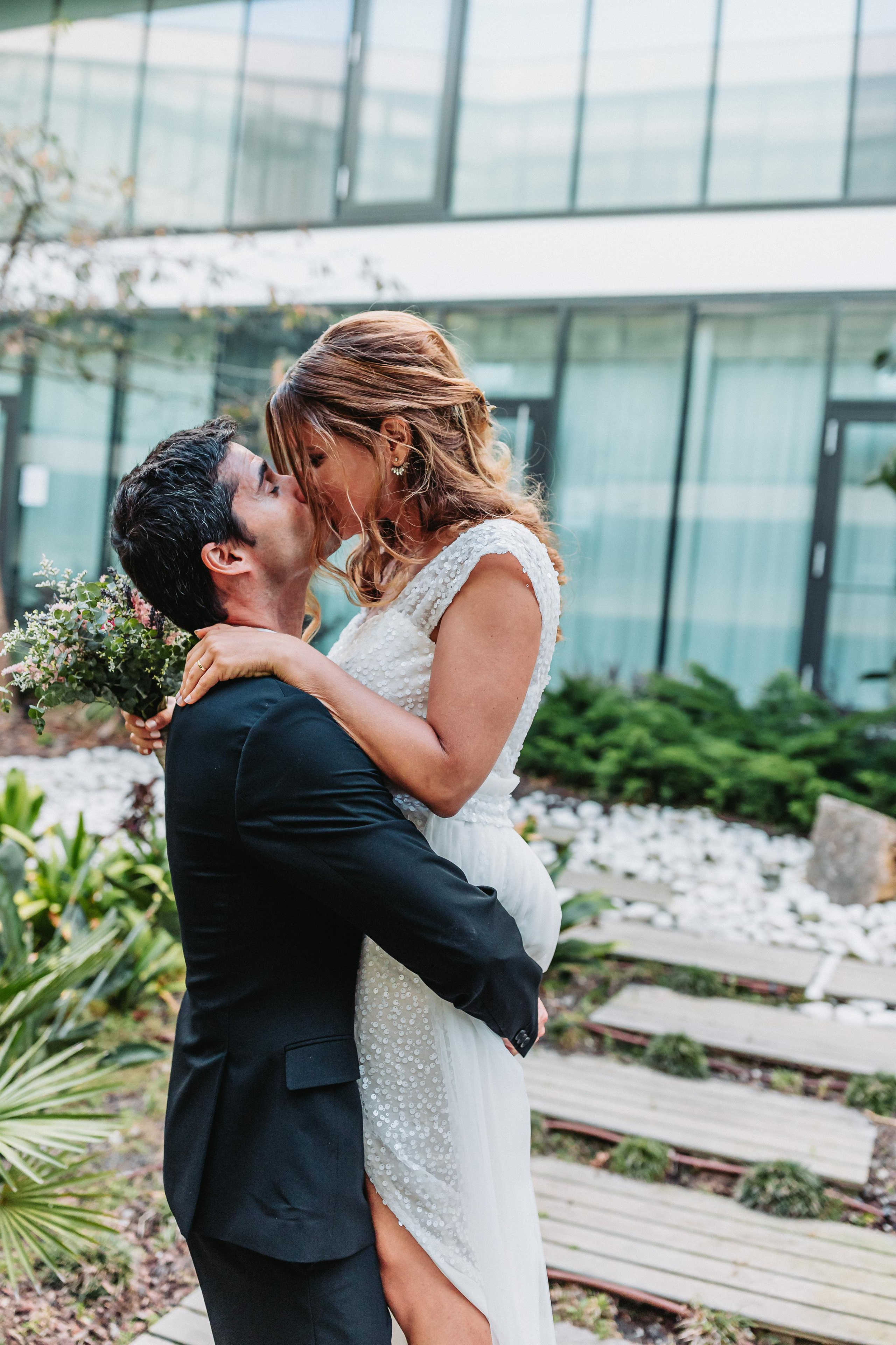 Luxury destination wedding praia del Rey Portugal. Luxury Wedding Photography & Cinematic Films | Portugal & Destination Weddings | Ricardo & Mary Pictures