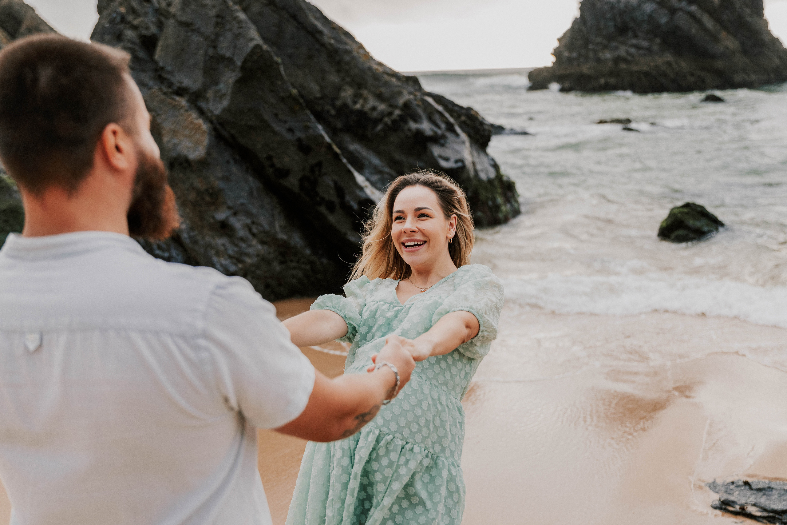 Sessão Maternidade em Praia da Adraga. Luxury Wedding Photography & Cinematic Films | Portugal & Destination Weddings | Ricardo & Mary Pictures