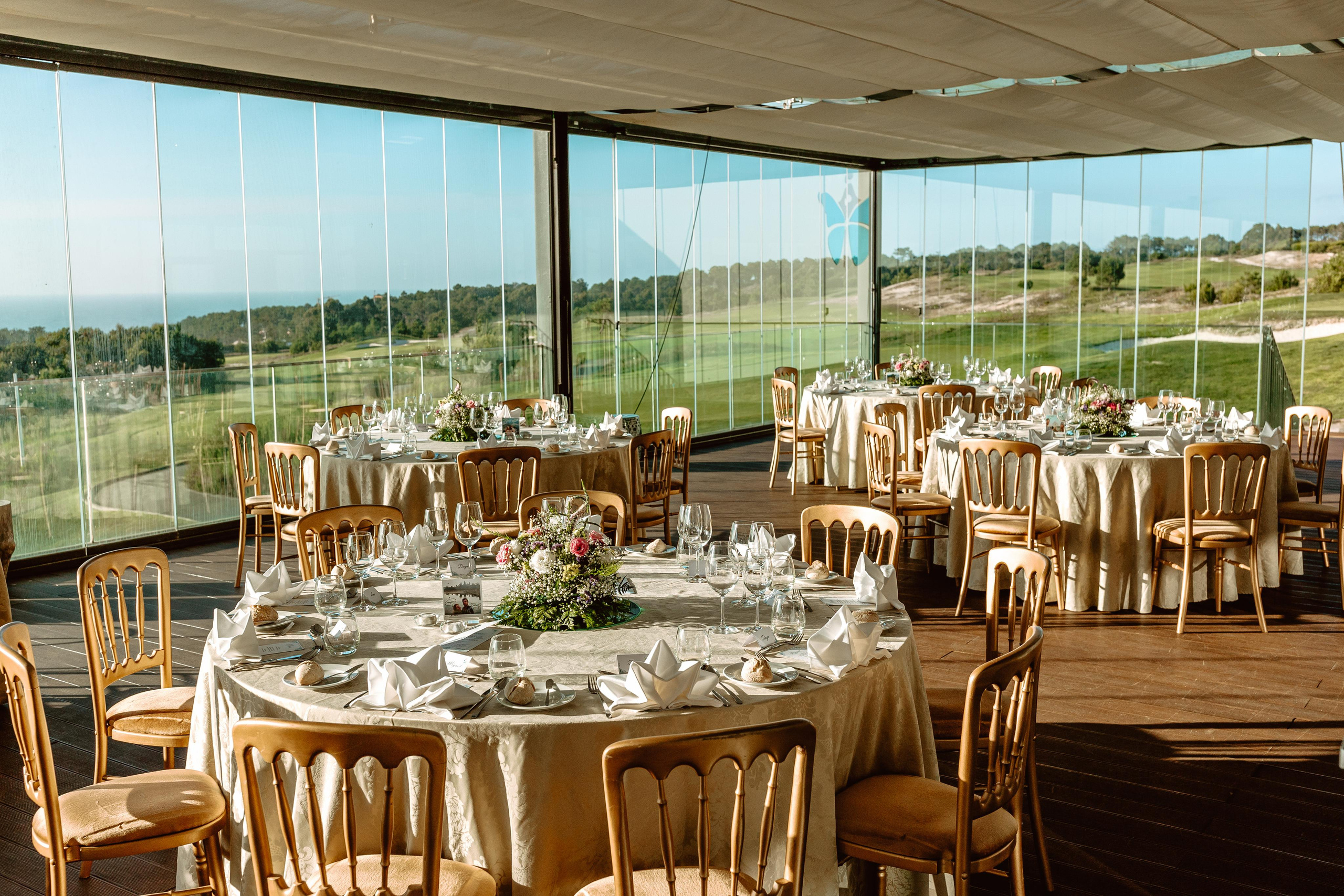 Luxury destination wedding praia del Rey Portugal. Luxury Wedding Photography & Cinematic Films | Portugal & Destination Weddings | Ricardo & Mary Pictures