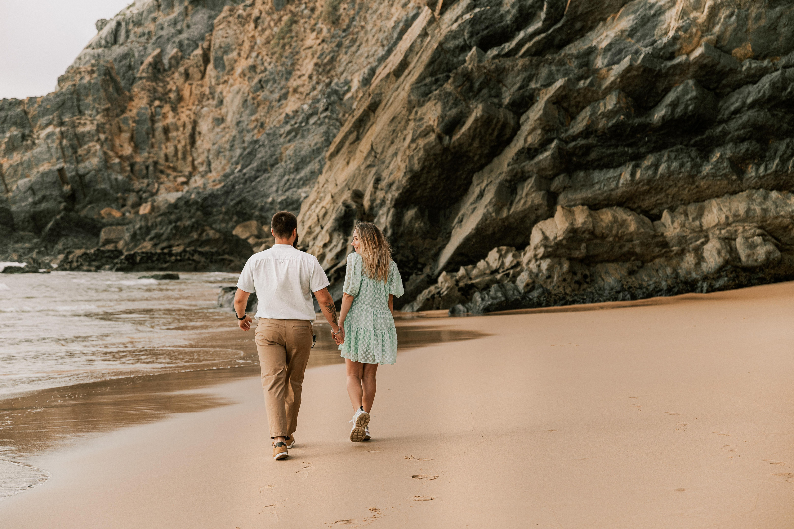 Sessão Maternidade em Praia da Adraga. Luxury Wedding Photography & Cinematic Films | Portugal & Destination Weddings | Ricardo & Mary Pictures