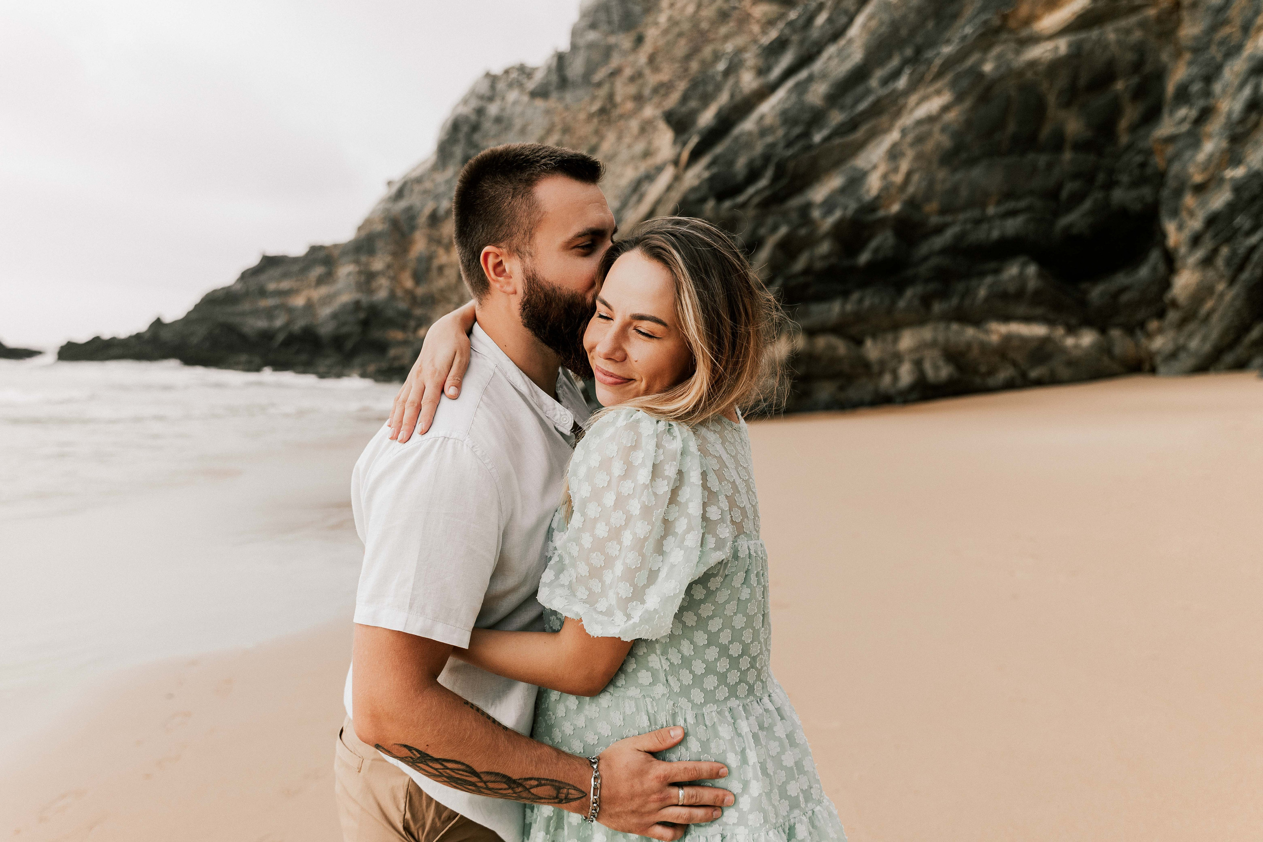 Sessão Maternidade em Praia da Adraga. Luxury Wedding Photography & Cinematic Films | Portugal & Destination Weddings | Ricardo & Mary Pictures