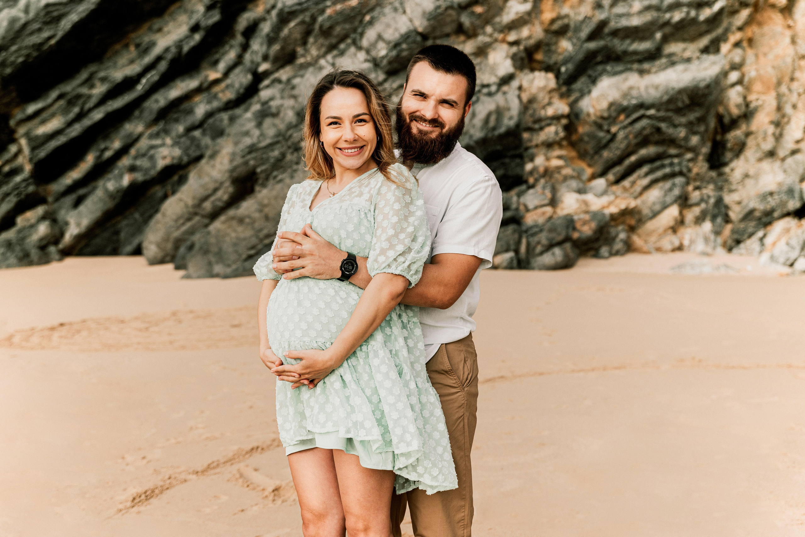 Sessão Maternidade em Praia da Adraga. Luxury Wedding Photography & Cinematic Films | Portugal & Destination Weddings | Ricardo & Mary Pictures
