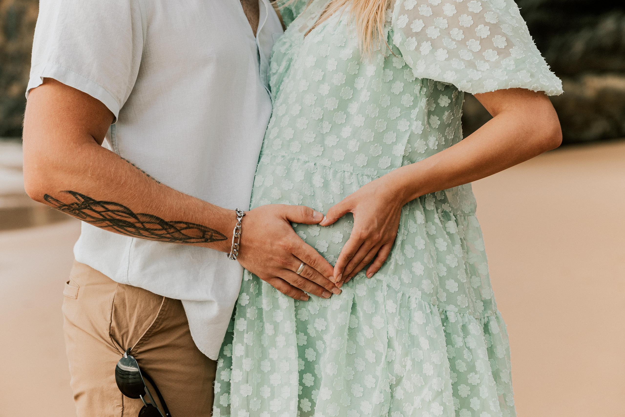 Sessão Maternidade em Praia da Adraga. Luxury Wedding Photography & Cinematic Films | Portugal & Destination Weddings | Ricardo & Mary Pictures