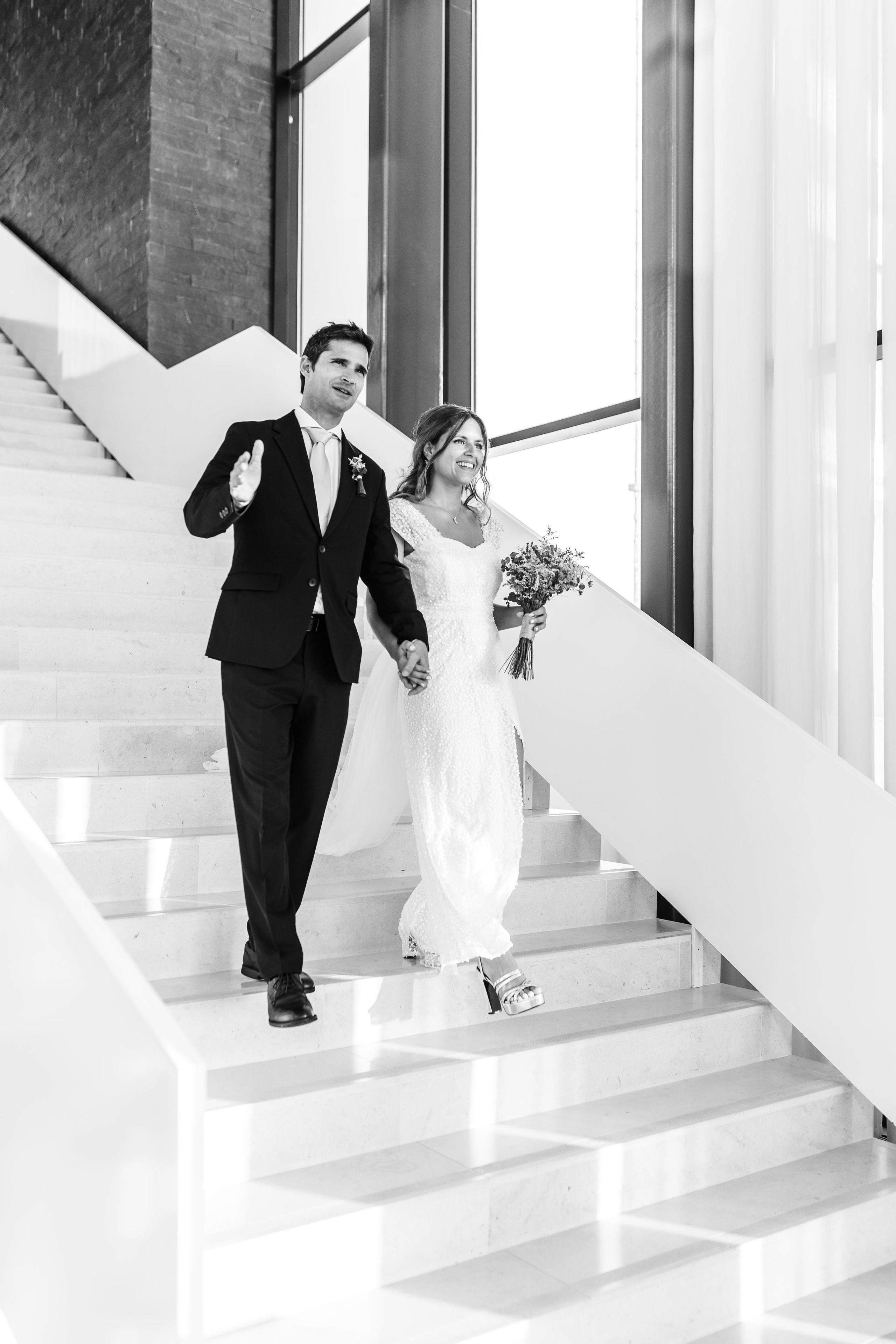 Luxury destination wedding praia del Rey Portugal. Luxury Wedding Photography & Cinematic Films | Portugal & Destination Weddings | Ricardo & Mary Pictures