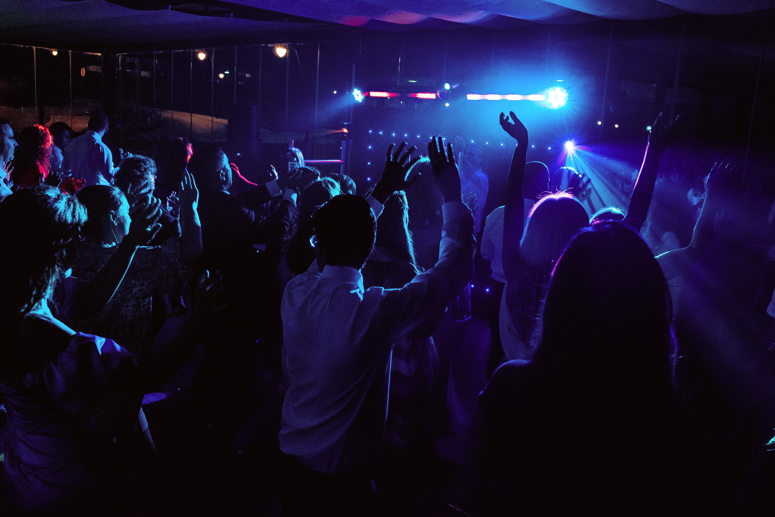 Luxury destination wedding praia del Rey Portugal. Luxury Wedding Photography & Cinematic Films | Portugal & Destination Weddings | Ricardo & Mary Pictures