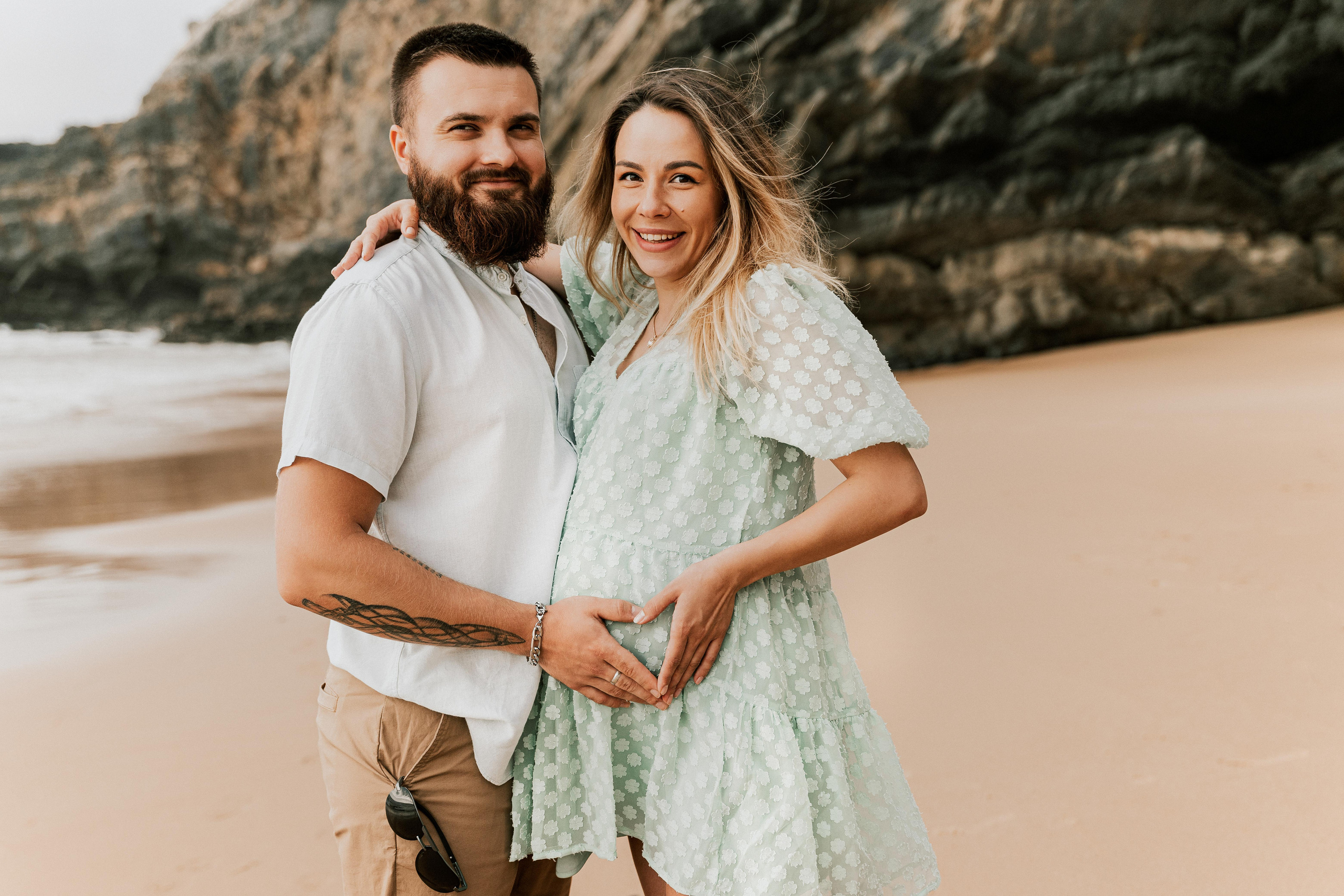 Sessão Maternidade em Praia da Adraga. Luxury Wedding Photography & Cinematic Films | Portugal & Destination Weddings | Ricardo & Mary Pictures