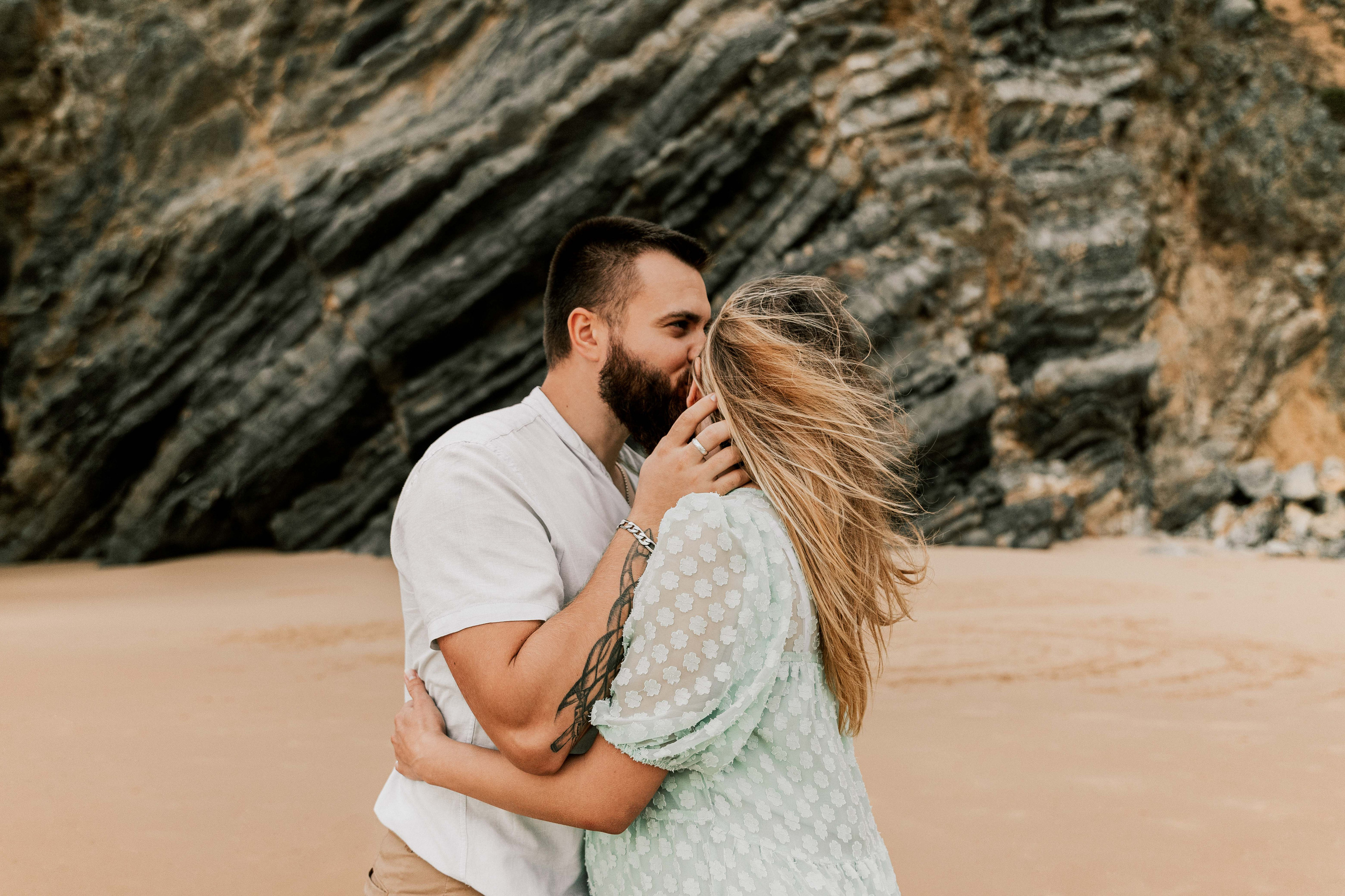 Sessão Maternidade em Praia da Adraga. Luxury Wedding Photography & Cinematic Films | Portugal & Destination Weddings | Ricardo & Mary Pictures