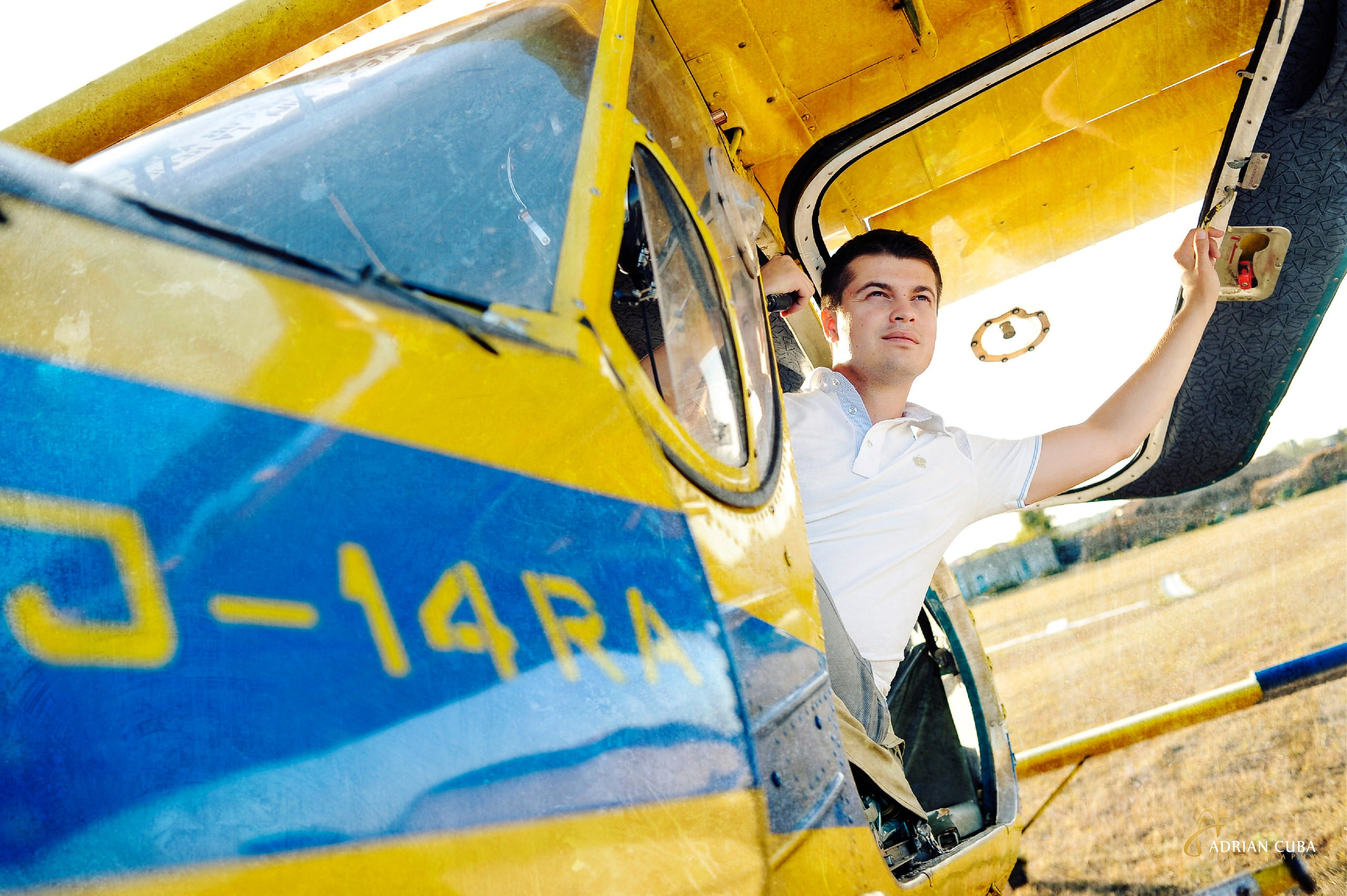 Sedinta foto Save the Date Iasi | Fotografie de logodna realizata de Adrian Cuba