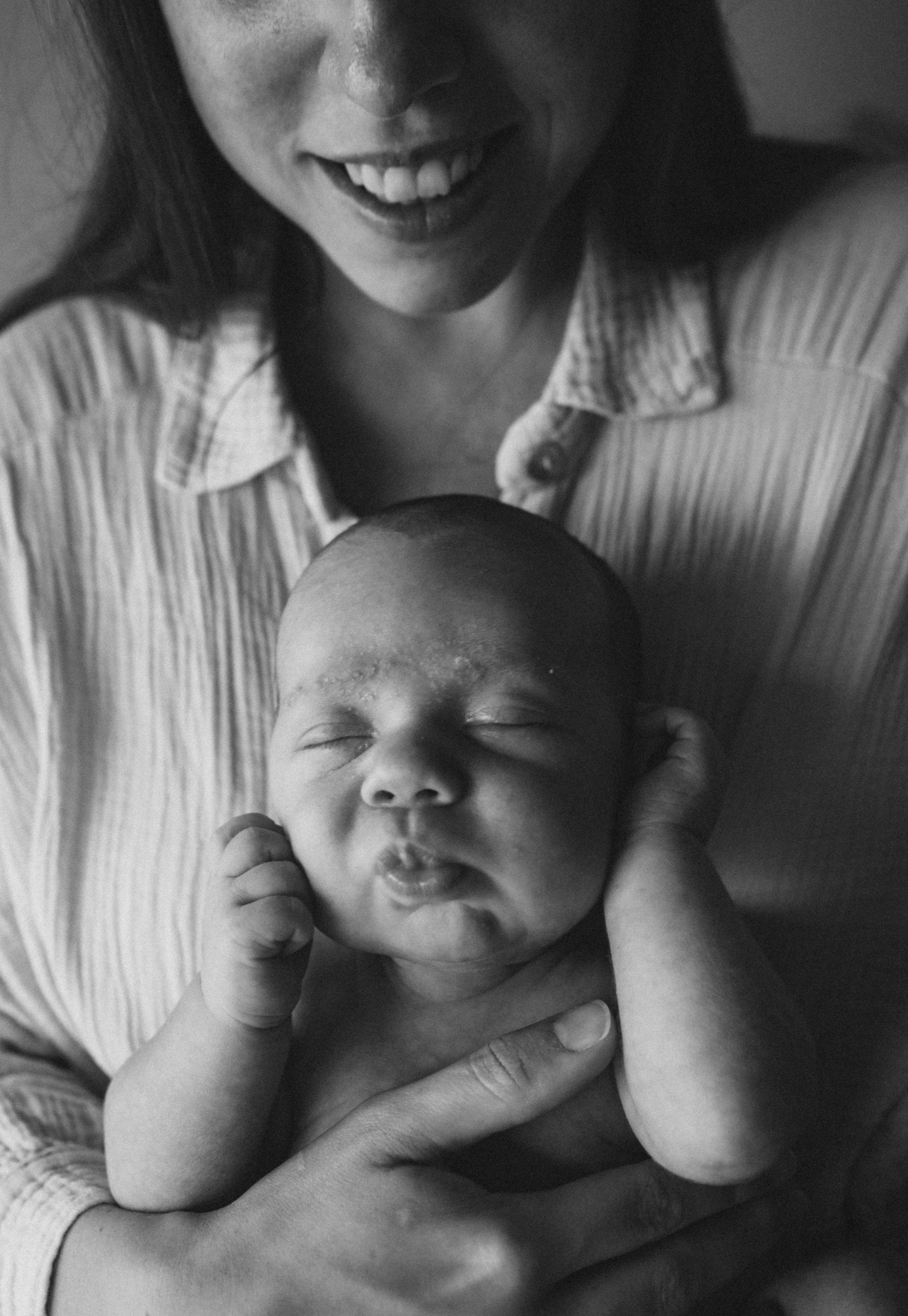 Newborn Fotoshooting ohne Stress?f. Hochzeitsfotograf und Familienfotograf in Neustadt an der Weinstraße, Haßloch, Ludwigshafen, Speyer und Landau - Ekaterina Seoud