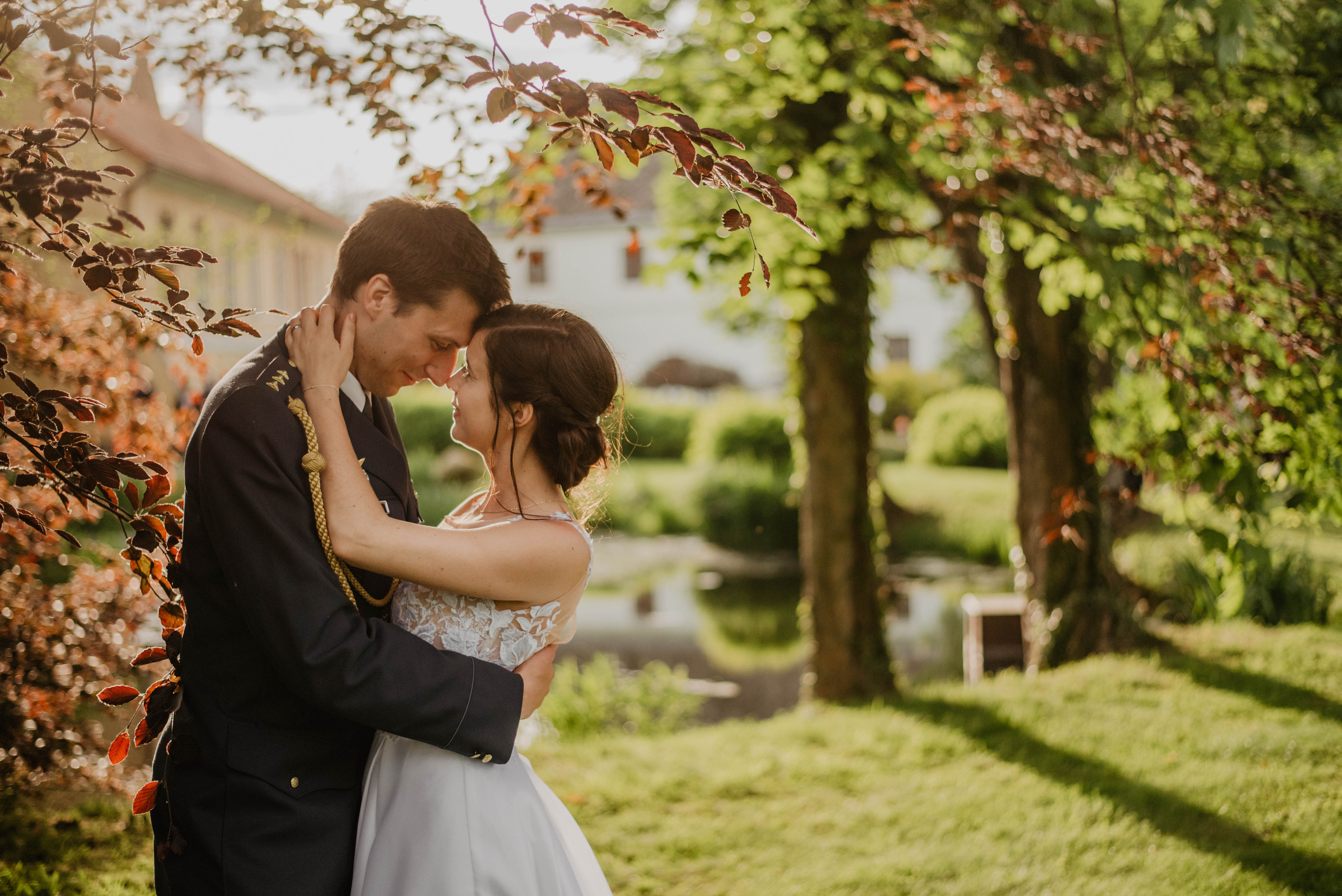 Lifestyle, wedding and family photographer