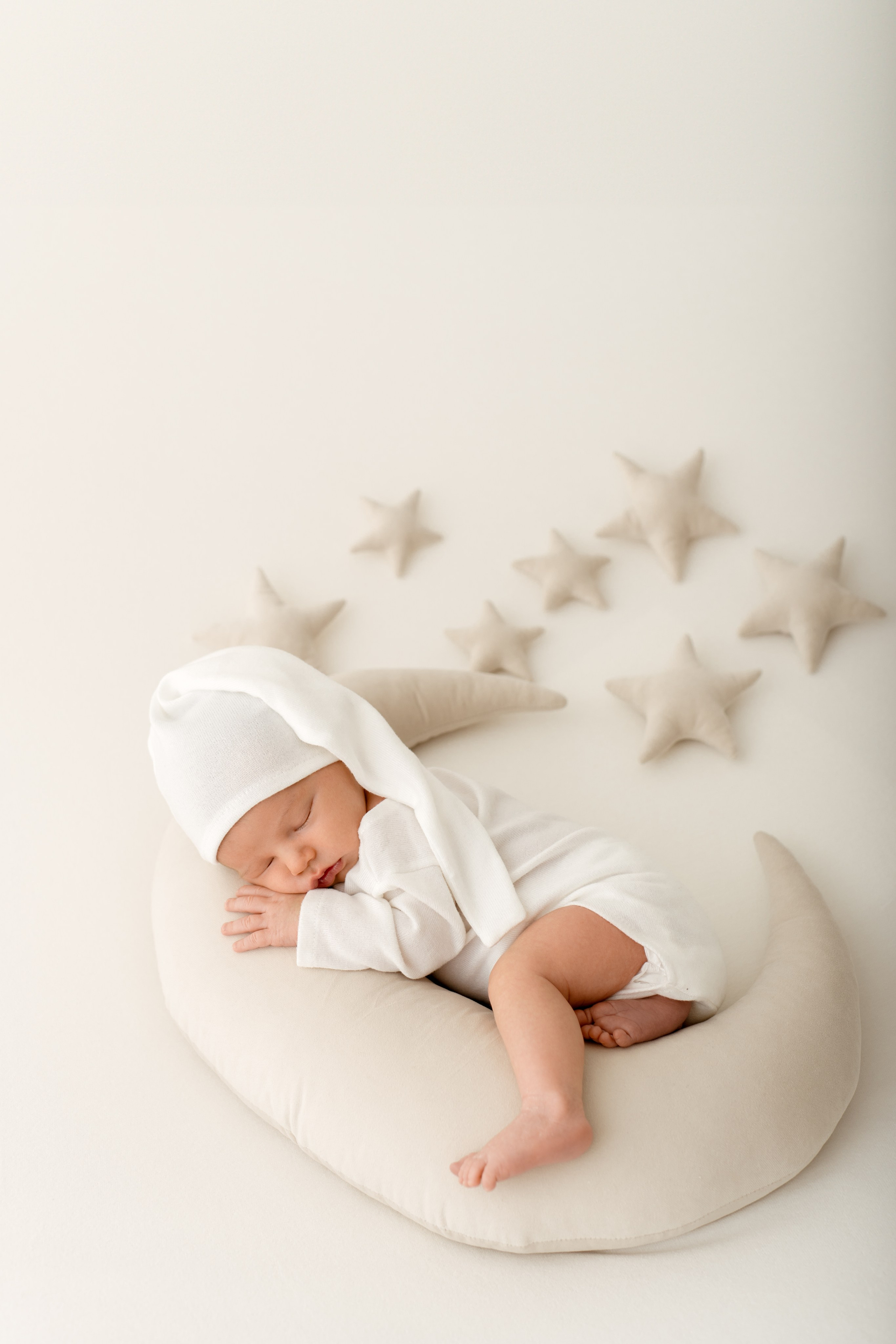 Malutki Szymuś na swojej pierwszej sesji. Fotograf Łódź - sesja ciążowa, noworodkowa, dziecięca. Studio w Łodzi