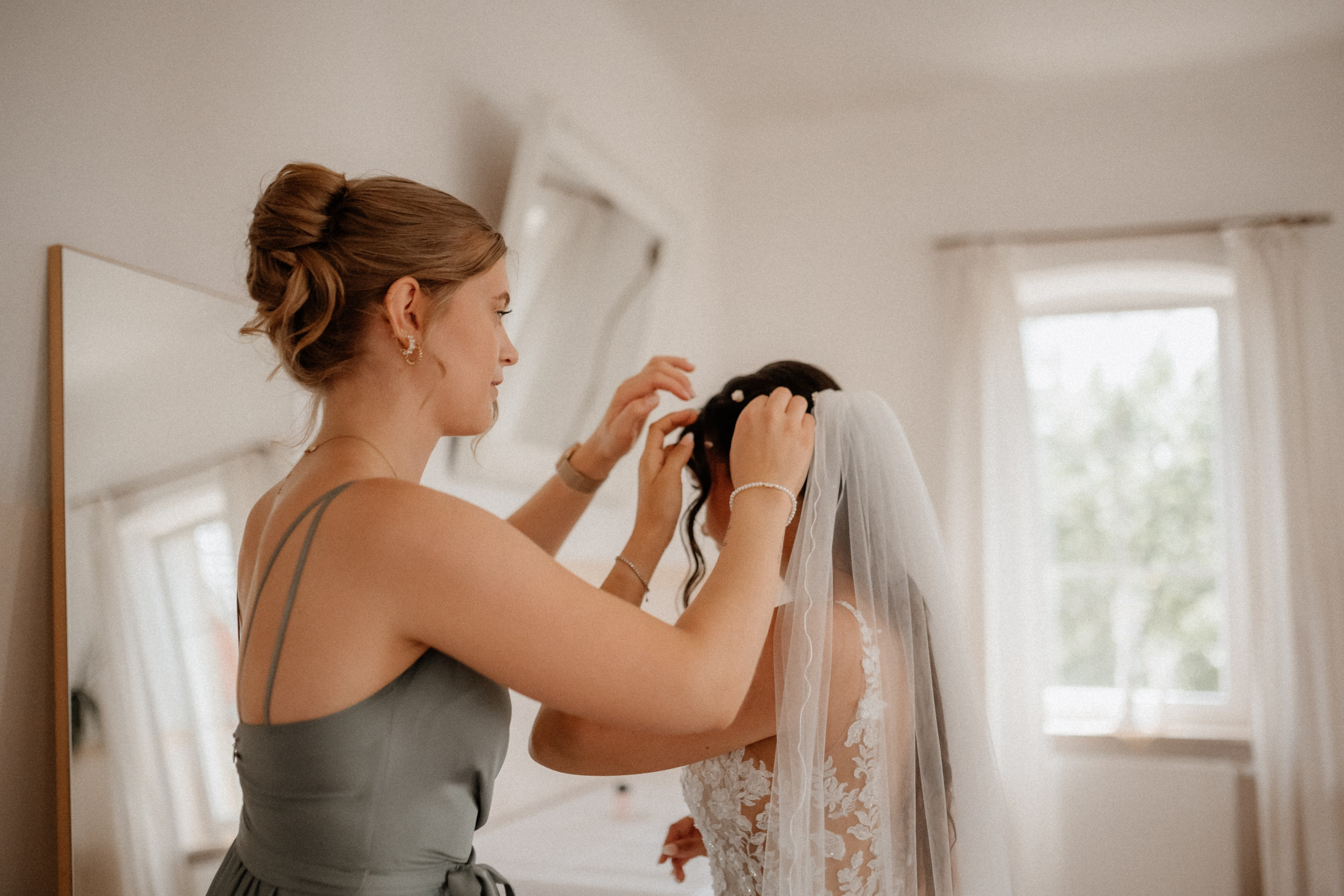 Hochzeit im Landhaus Odaia – Emotionale Hochzeitsfotos | Hochzeitsfotografin Würzburg. Anna Saribekyan – Beste Hochzeitsfotografin in Würzburg, Top 10 in Deutschland