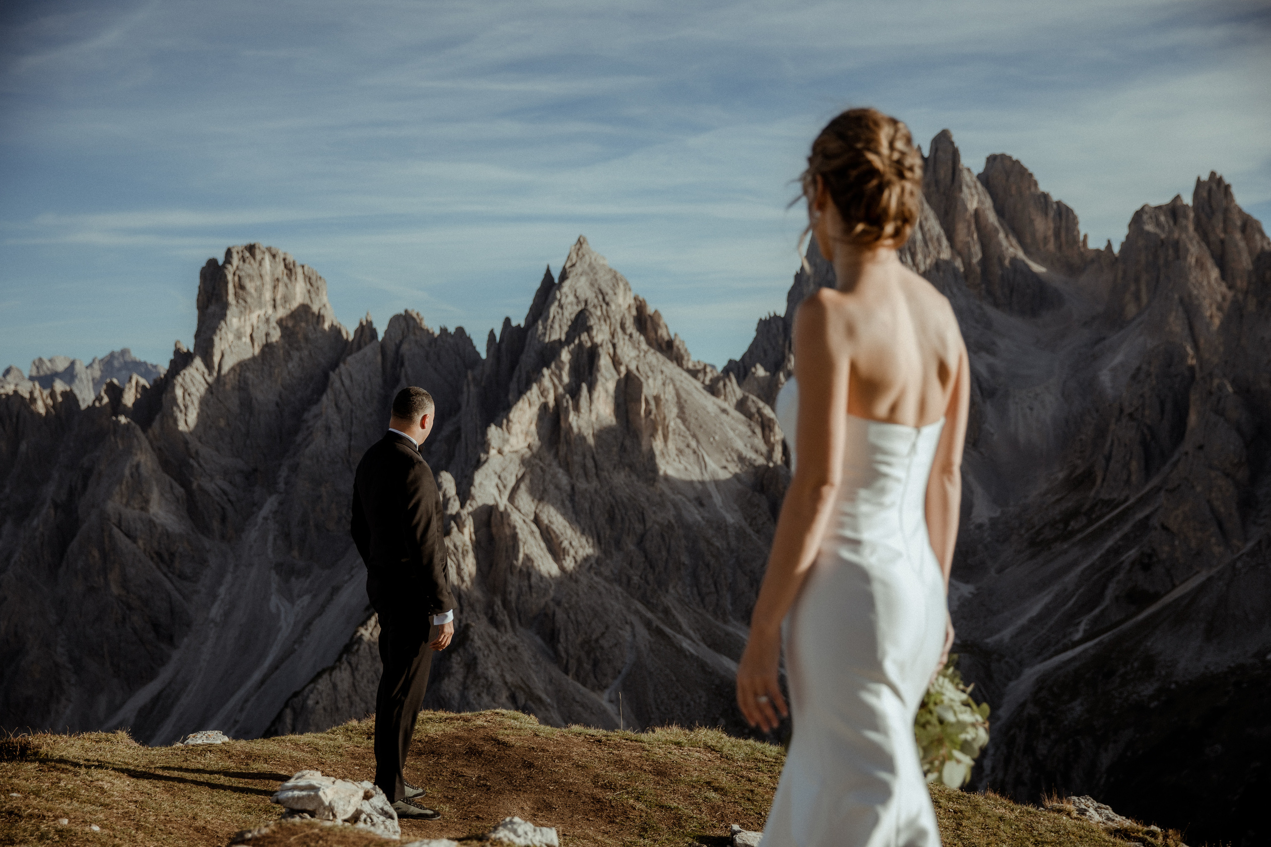 Wedding photographer pricing guide Italy. Iceland elopement photo and video | Nikolaichik Photo