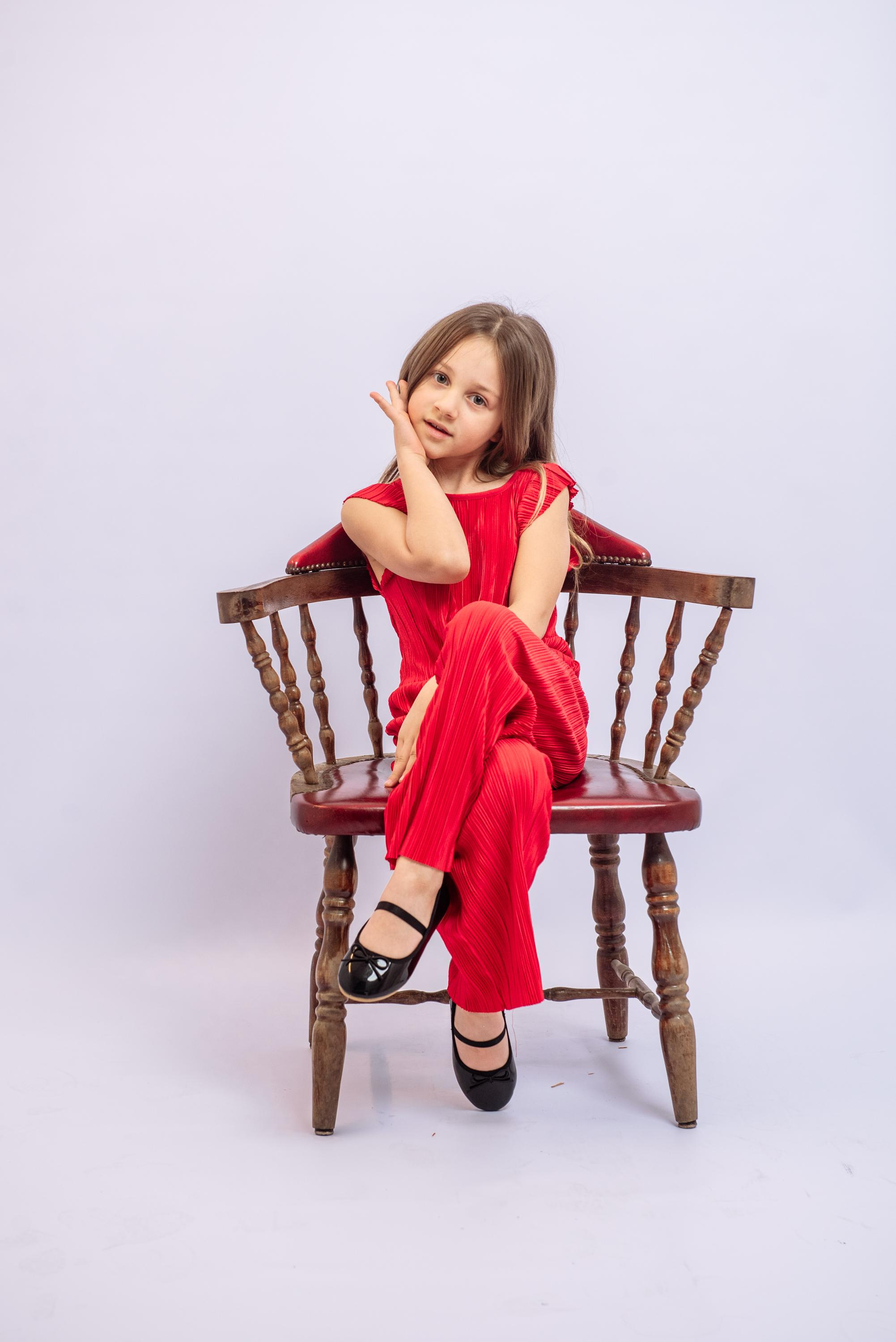 Alisa modelo book. Professional photography services in Barcelona by Ekaterina Gasanova