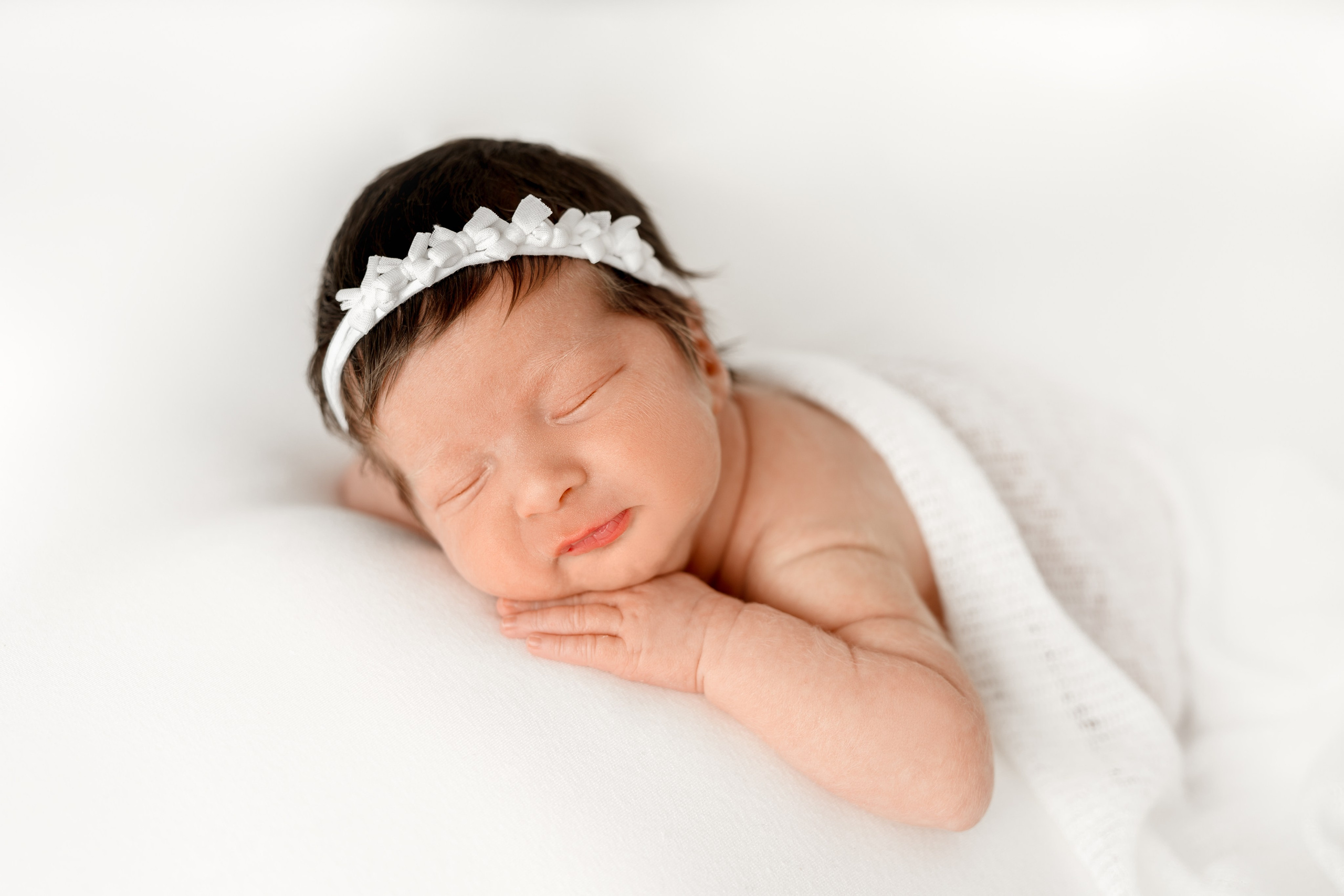 Sesja noworodkowa. Fotograf Łódź - sesja ciążowa, noworodkowa, dziecięca. Studio w Łodzi