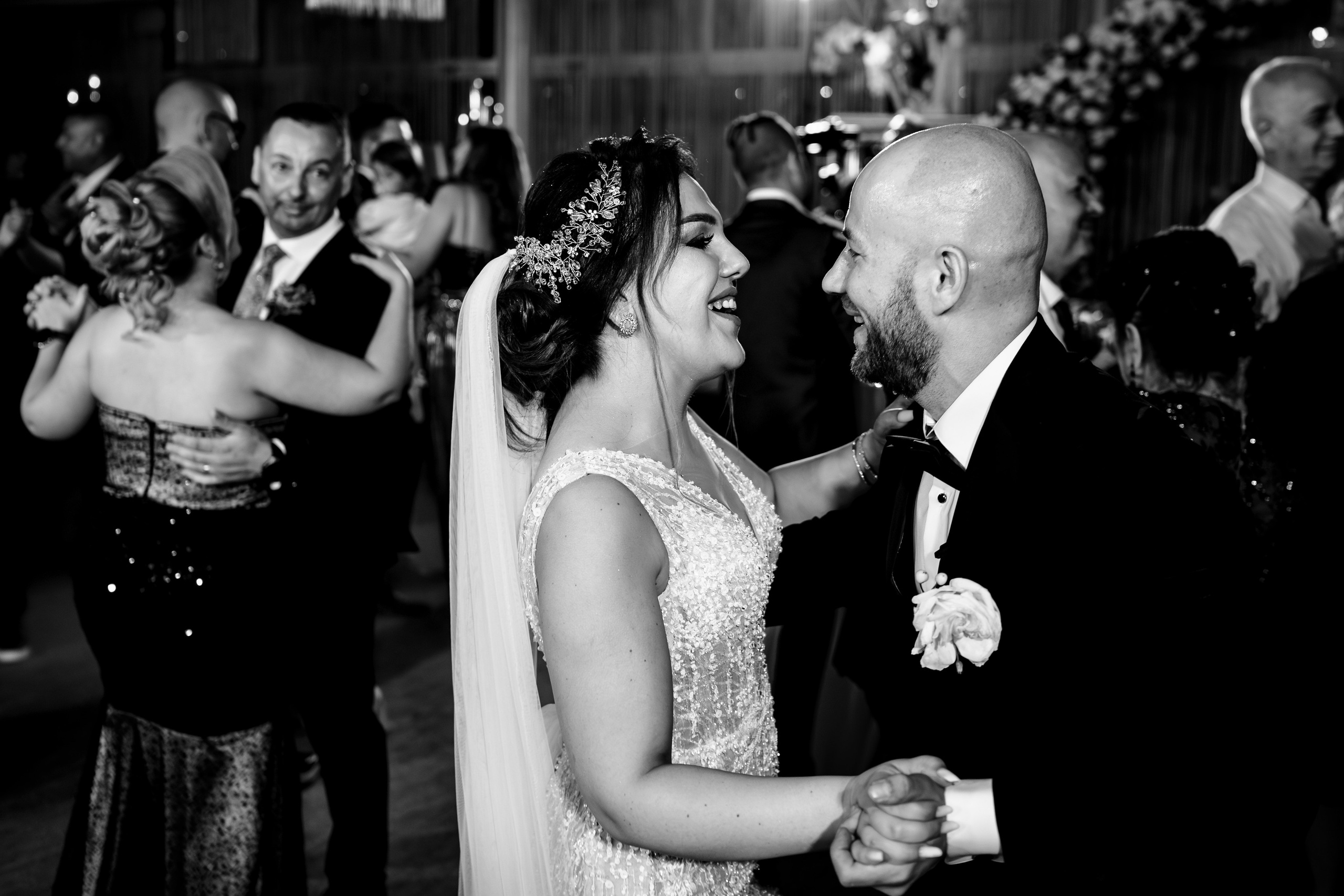 Crina & Cătălin. Acasă