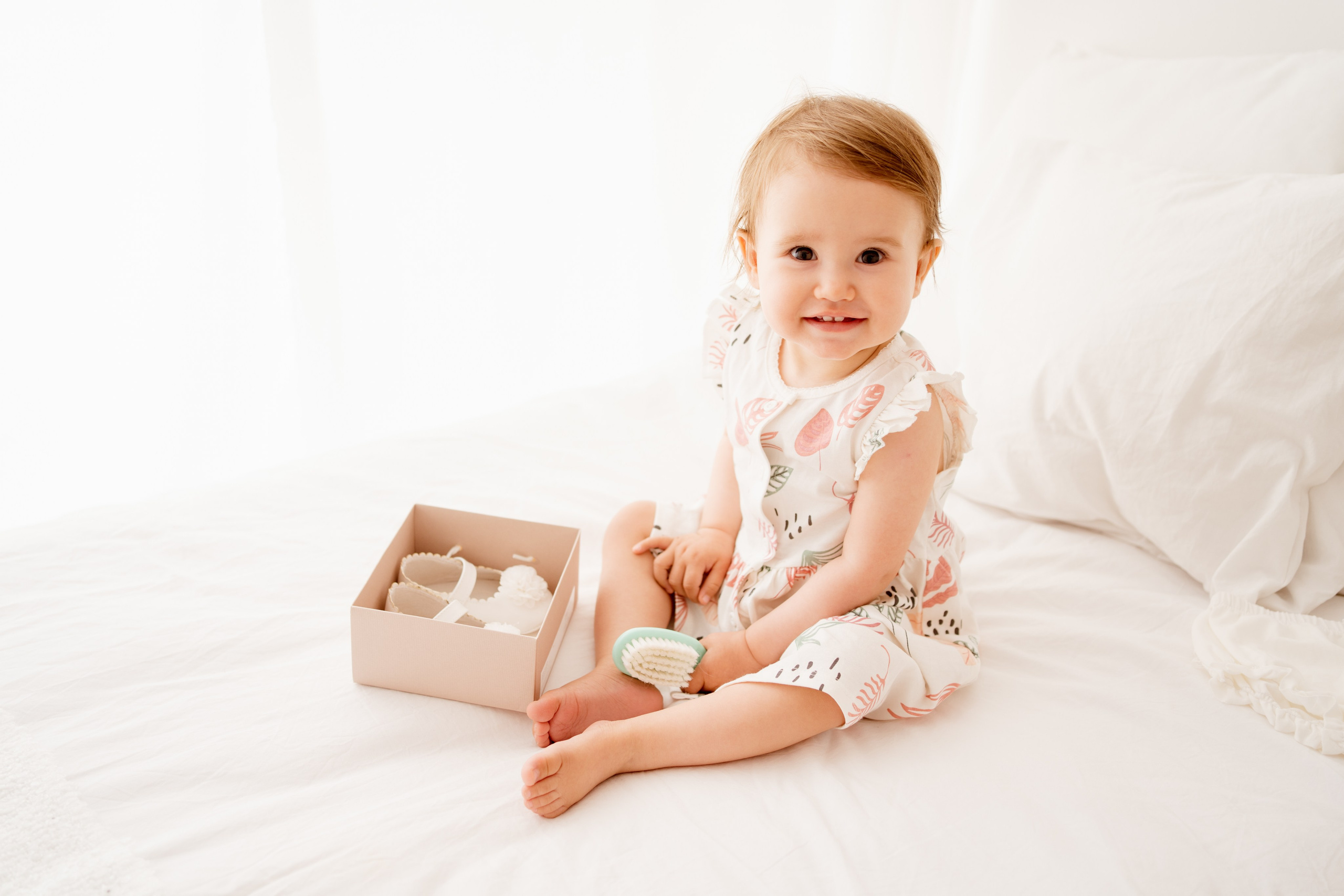 Chrzest Święty Natalii. Fotograf Łódź - sesja ciążowa, noworodkowa, dziecięca. Studio w Łodzi