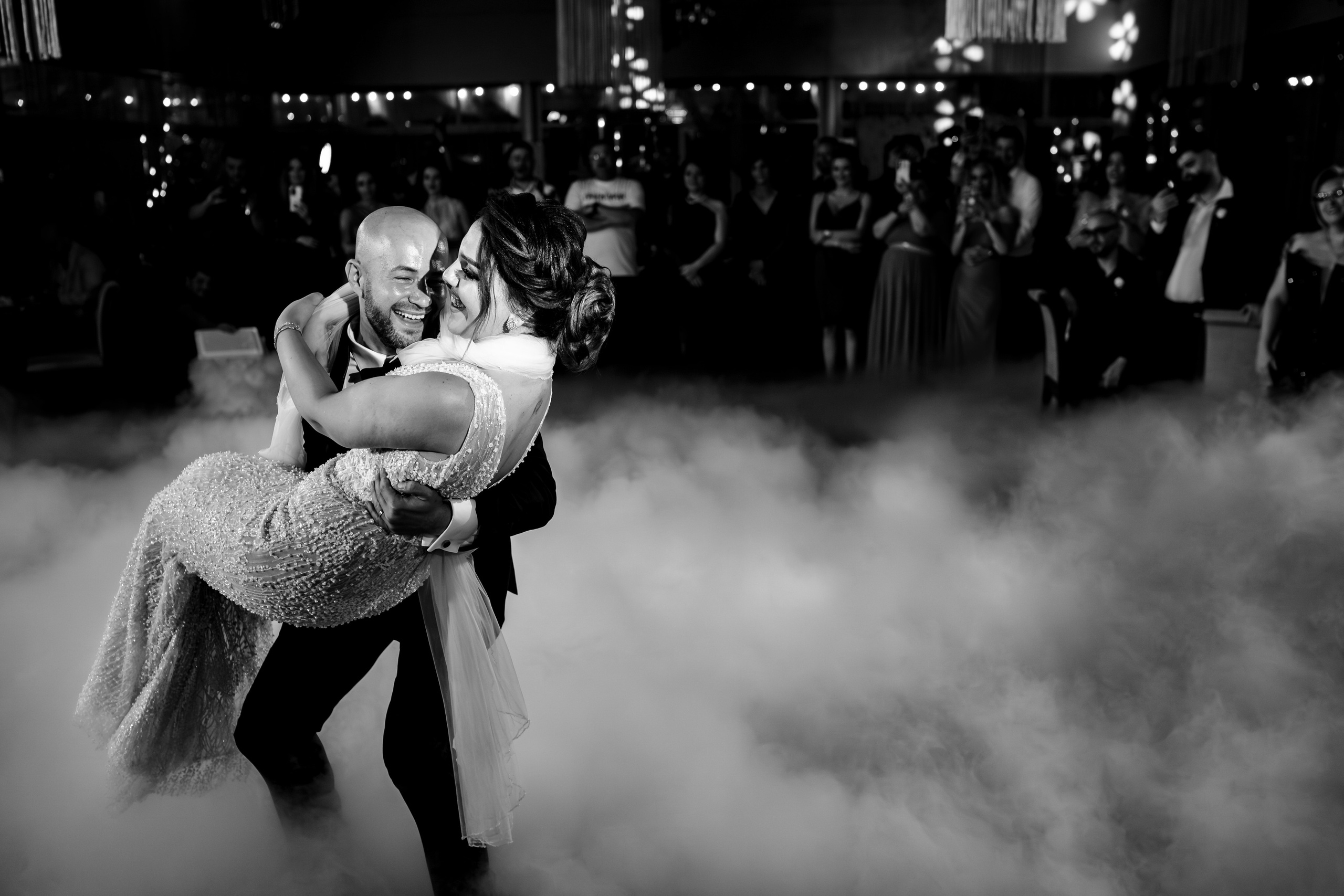 Crina & Cătălin. Acasă