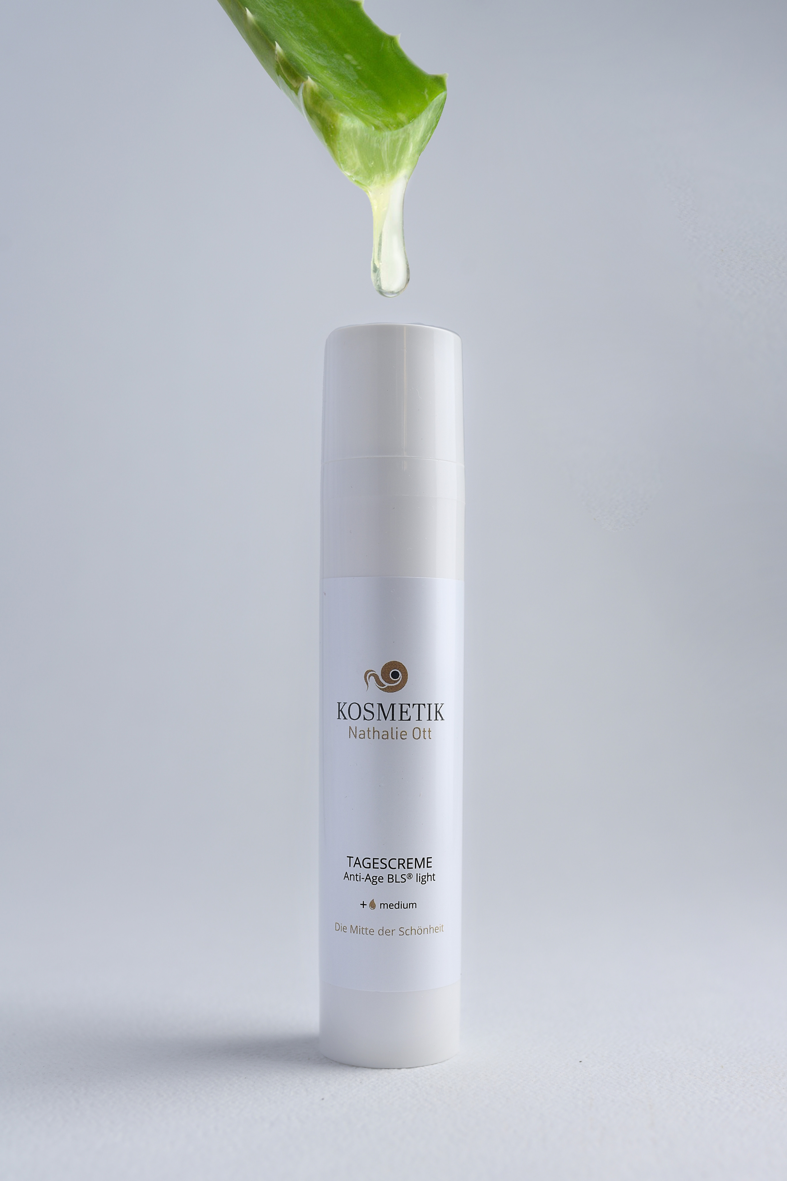 Business Fotografie, Businessfotografie, Business , Produktfotografie, Produkt, Content Fotografie, Fotograf Frankfurt am Main, Hanau, Gelnhausen, Aschaffenburg, Fotografin, Fotografie, Portfolio, Business Auftreten, Social Media, Profilbild, Statusbild, Bild, Foto, Fotoshooting, Gelnhausen, Werbefotografie, Objektfotografie, Gegenstandsfotografie, Produktbilder, Marketing-Spezialist, Werbung, Produktfilme, Produktvisualisierung, professionelle Produktfotos, Studio.