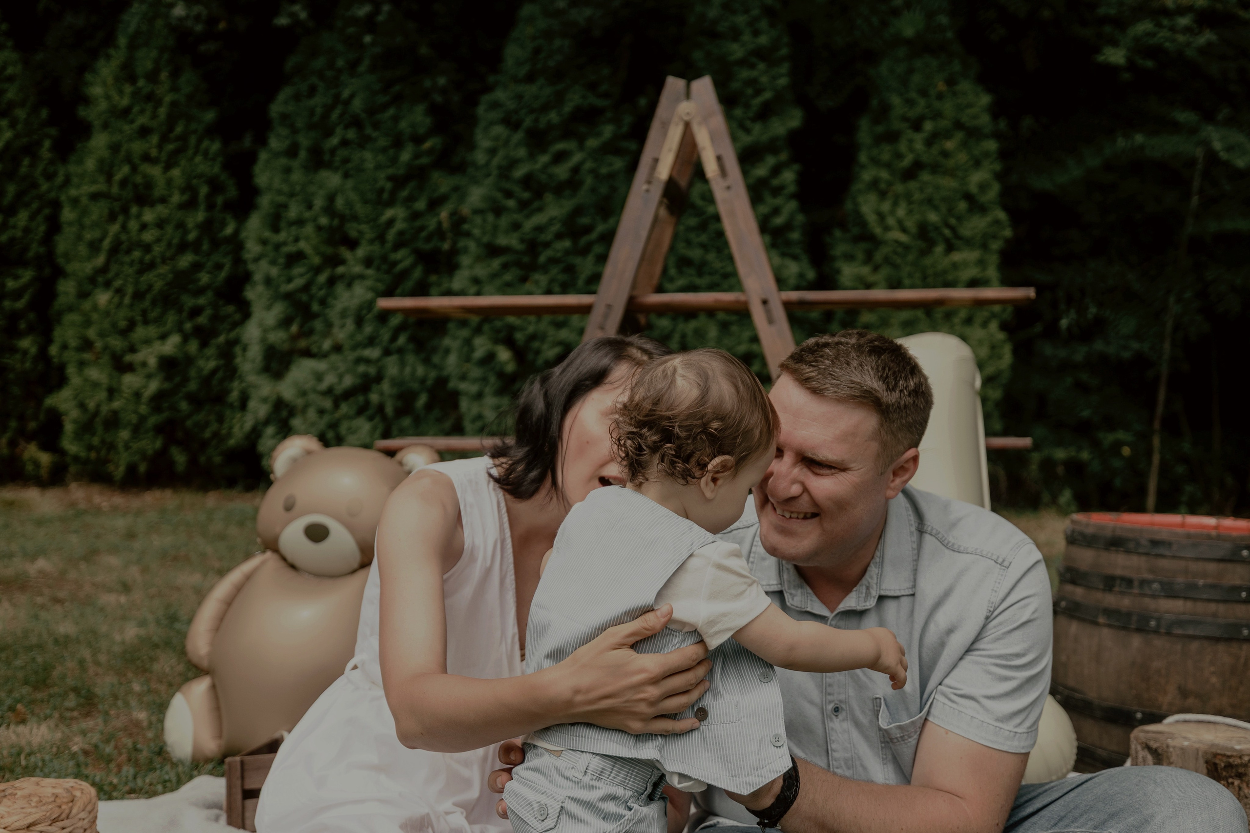 Armin — Micul explorator împlinește 1 an. Emotions Photo Art