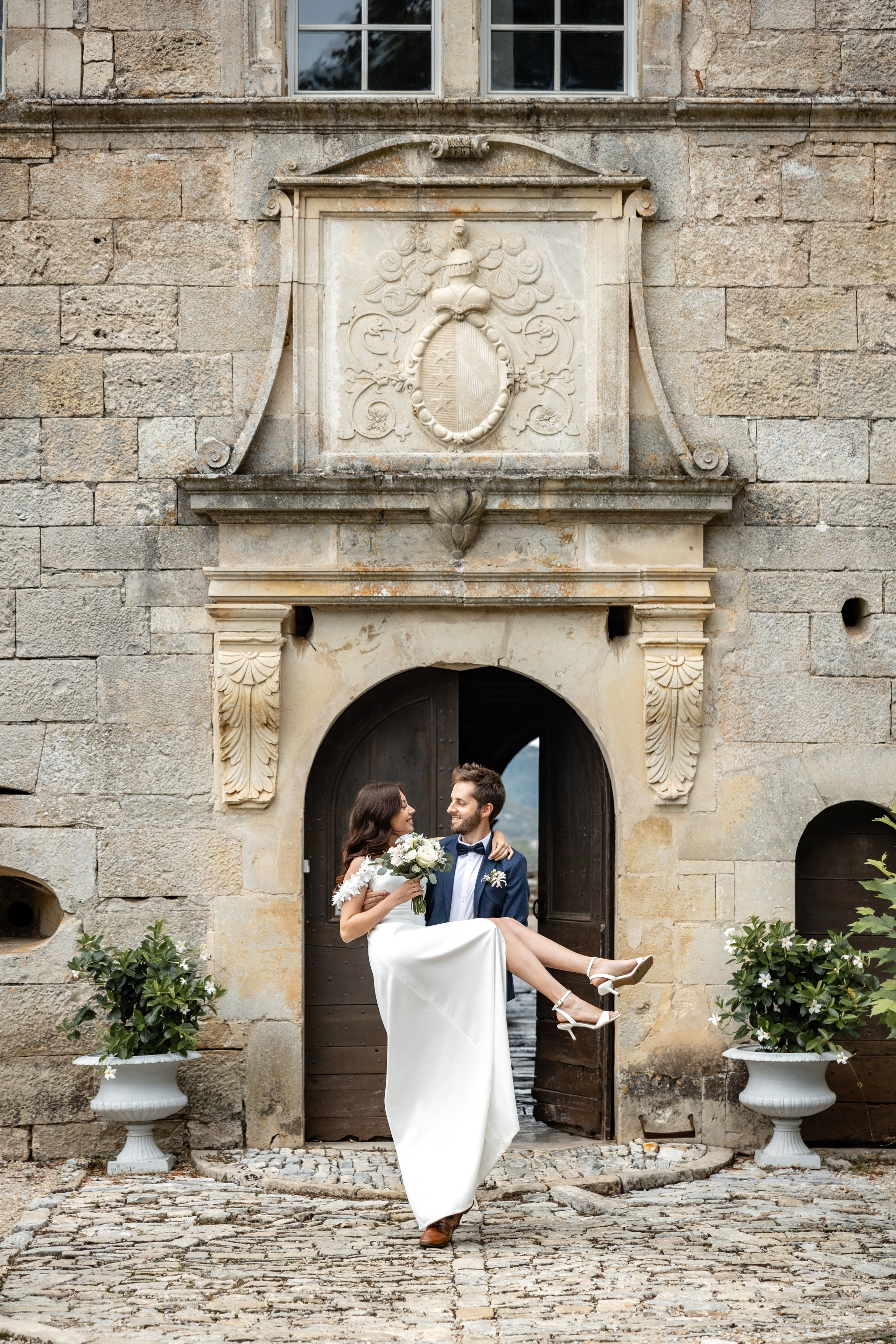 Elopement at Château de Cénevières. Евгения Смирнова — фотограф в Тулузе и юго-западной Франции