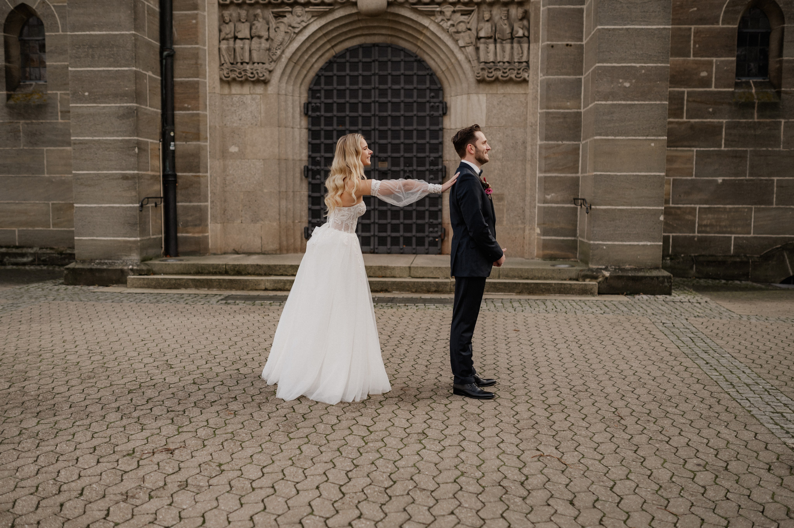 WINTER WEDDING IN NEUENDETTELSAU. Фотограф в Нюрнберге Ирина Менерт из Ансбаха