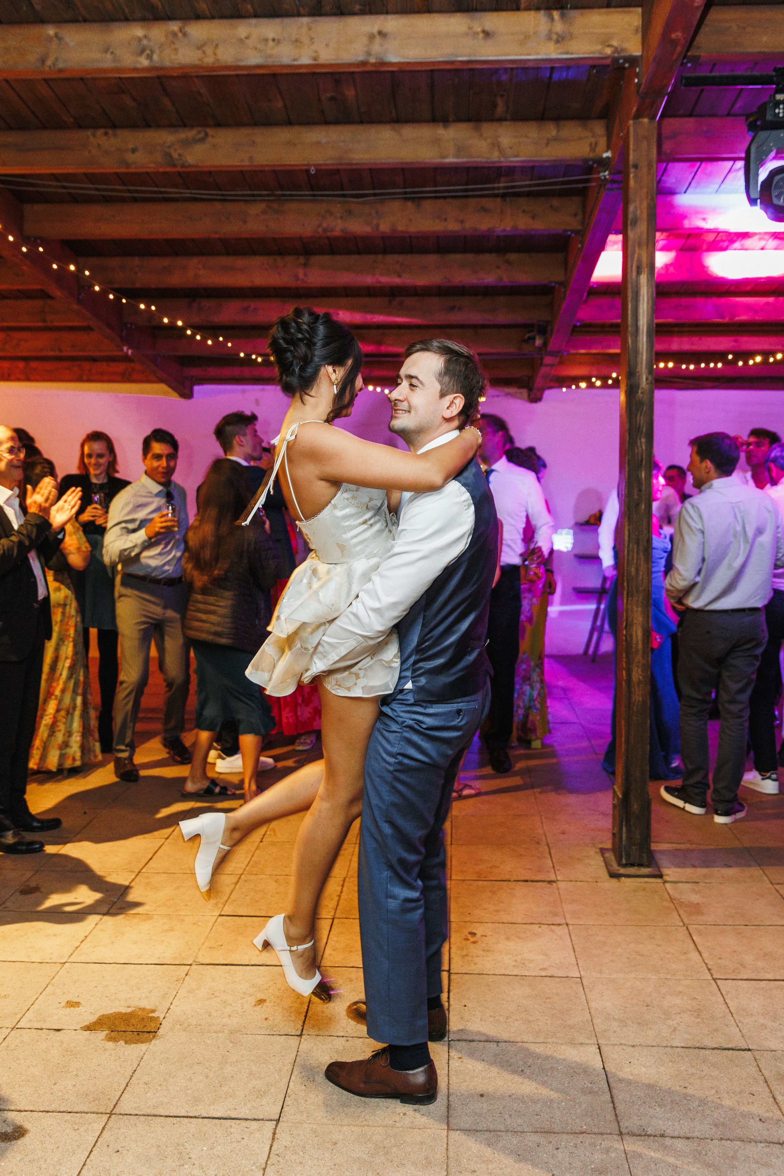 Bride and groom presenting their dance at the wedding dance party