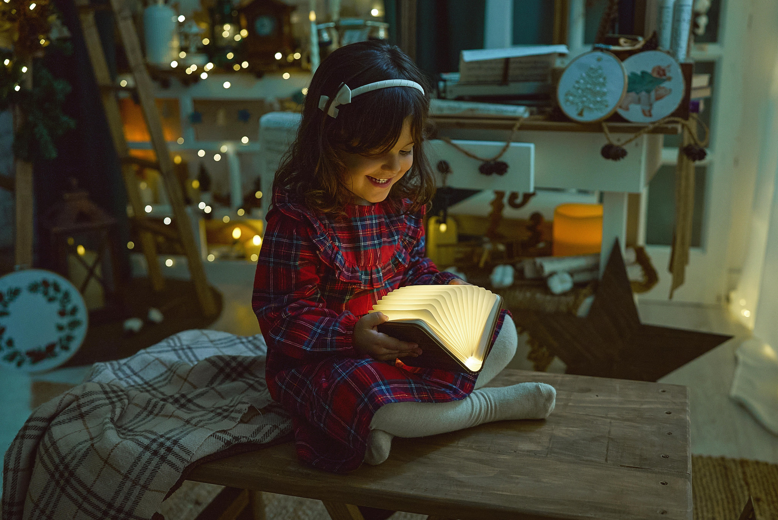 Sesión de fotos Navidad Tenerife. Fotógrafos en Tenerife dedicados a la fotografía de bebes, niños y familia