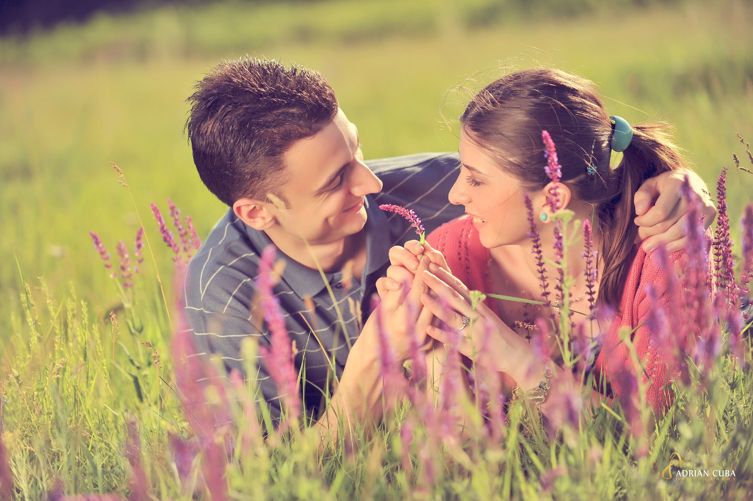 Sedinta foto Save the Date Iasi | Fotografie de logodna realizata de Adrian Cuba