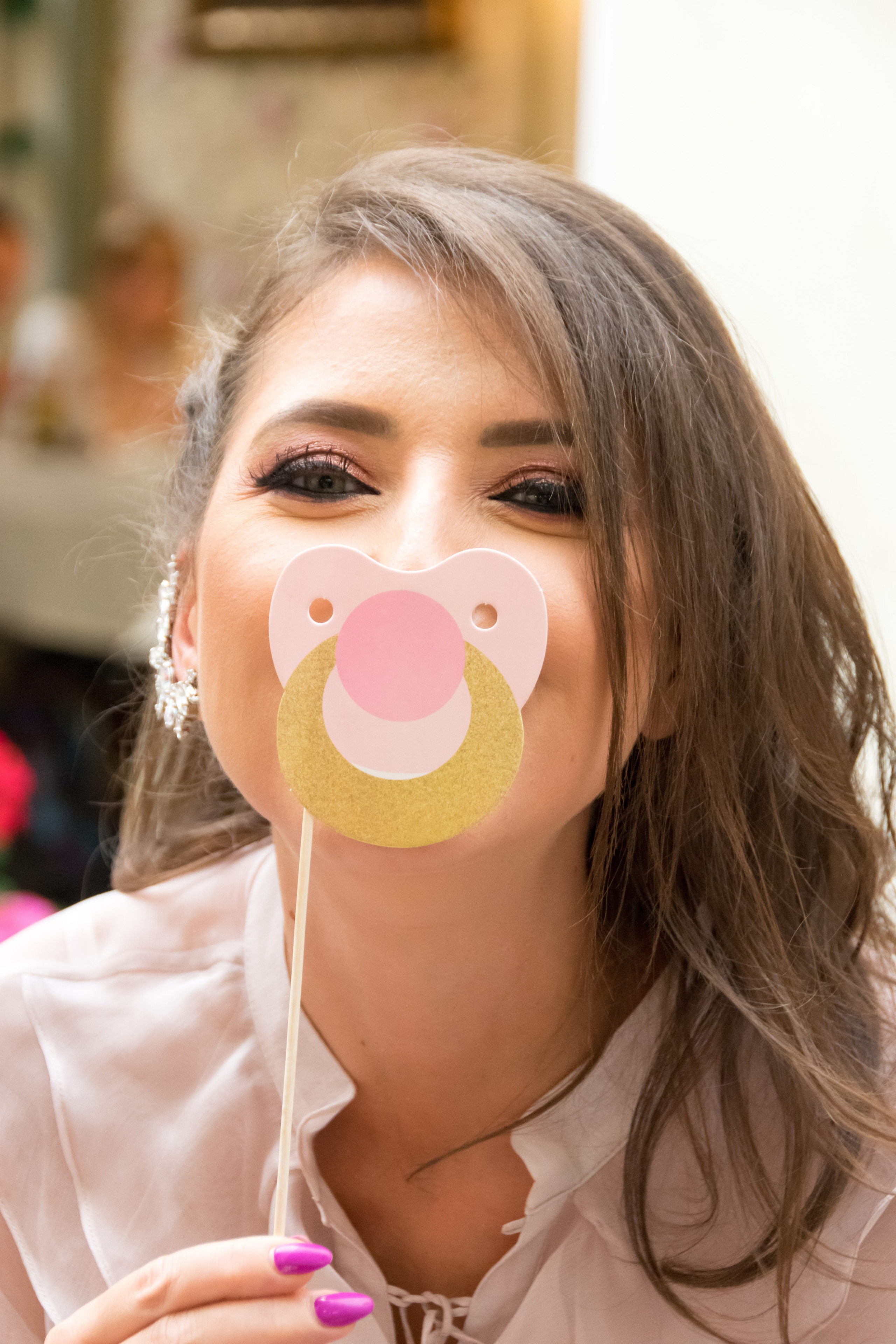 Idei de teme pentru botez, Locații pentru botez, Cele mai bune tematici pentru botez, Buget botez, Rochii pentru botez, Decoruri pentru botez, Invitații pentru botez, Fotograf pentru botez, Meniu pentru botez, Tradiții și obiceiuri de botez. fotograf botez bucuresti