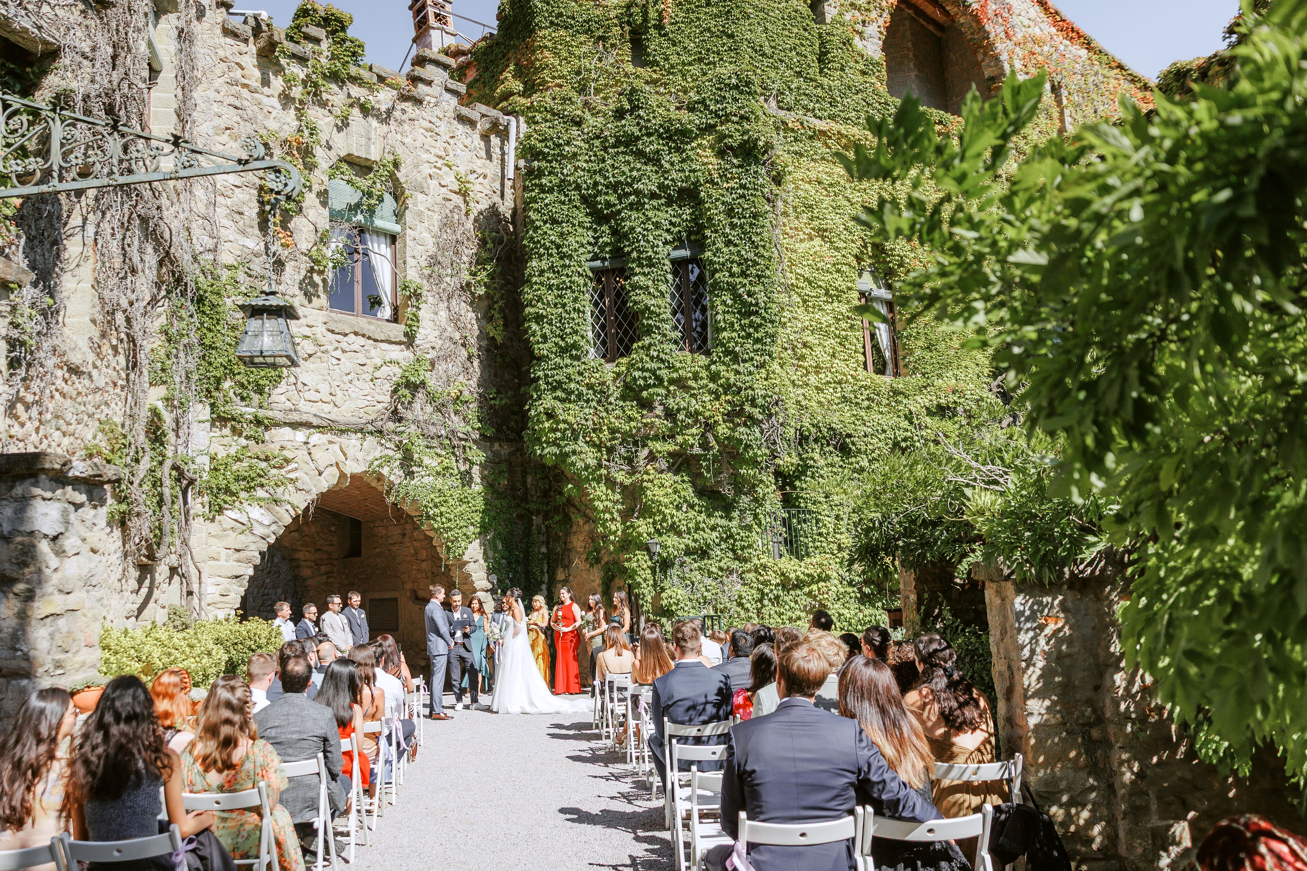 Gorgeous wedding reception setup in Barcelona, decorated with elegant centerpieces and flowers.
