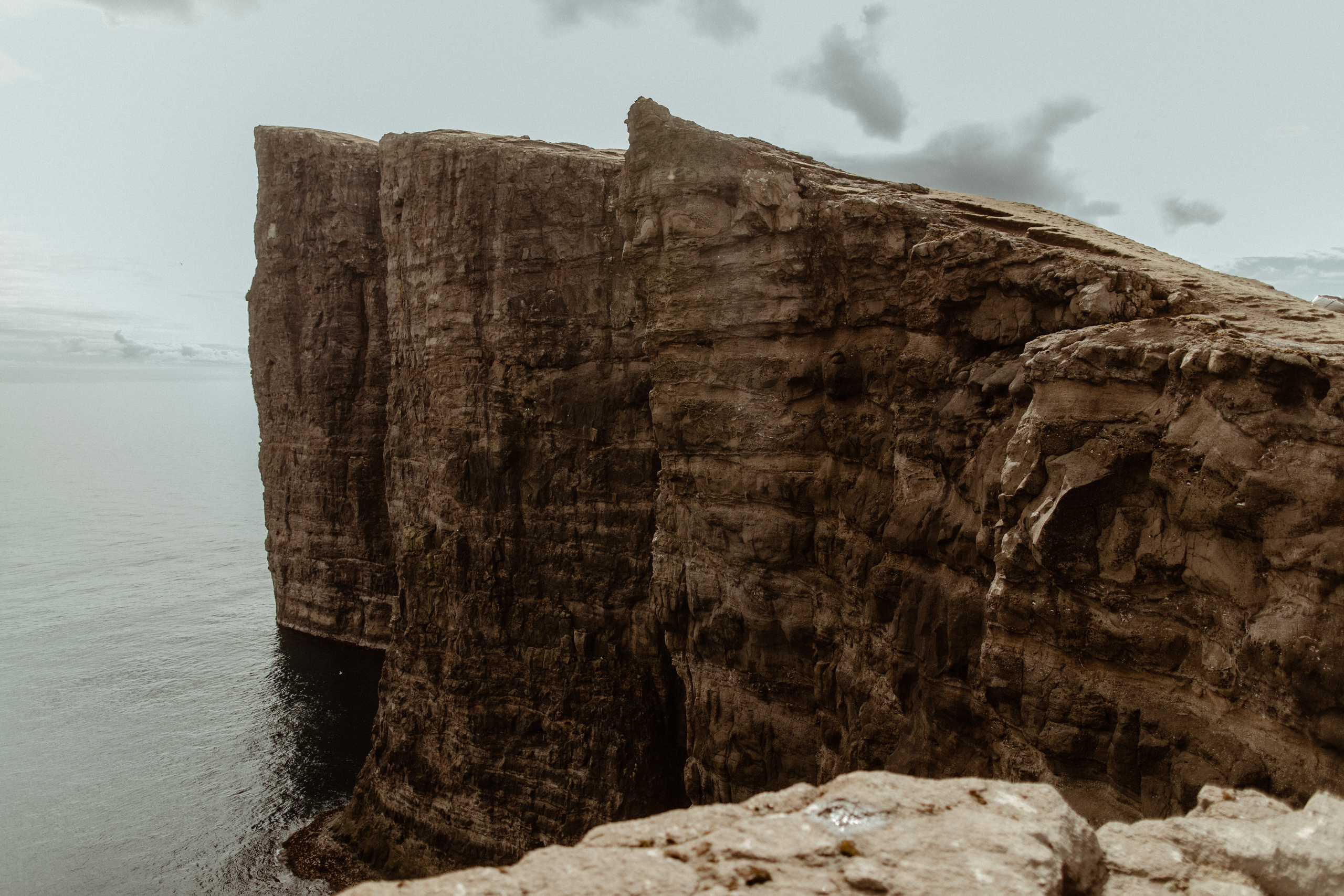 Elopement at Faroe islands. Iceland elopement photo and video | Nikolaichik Photo