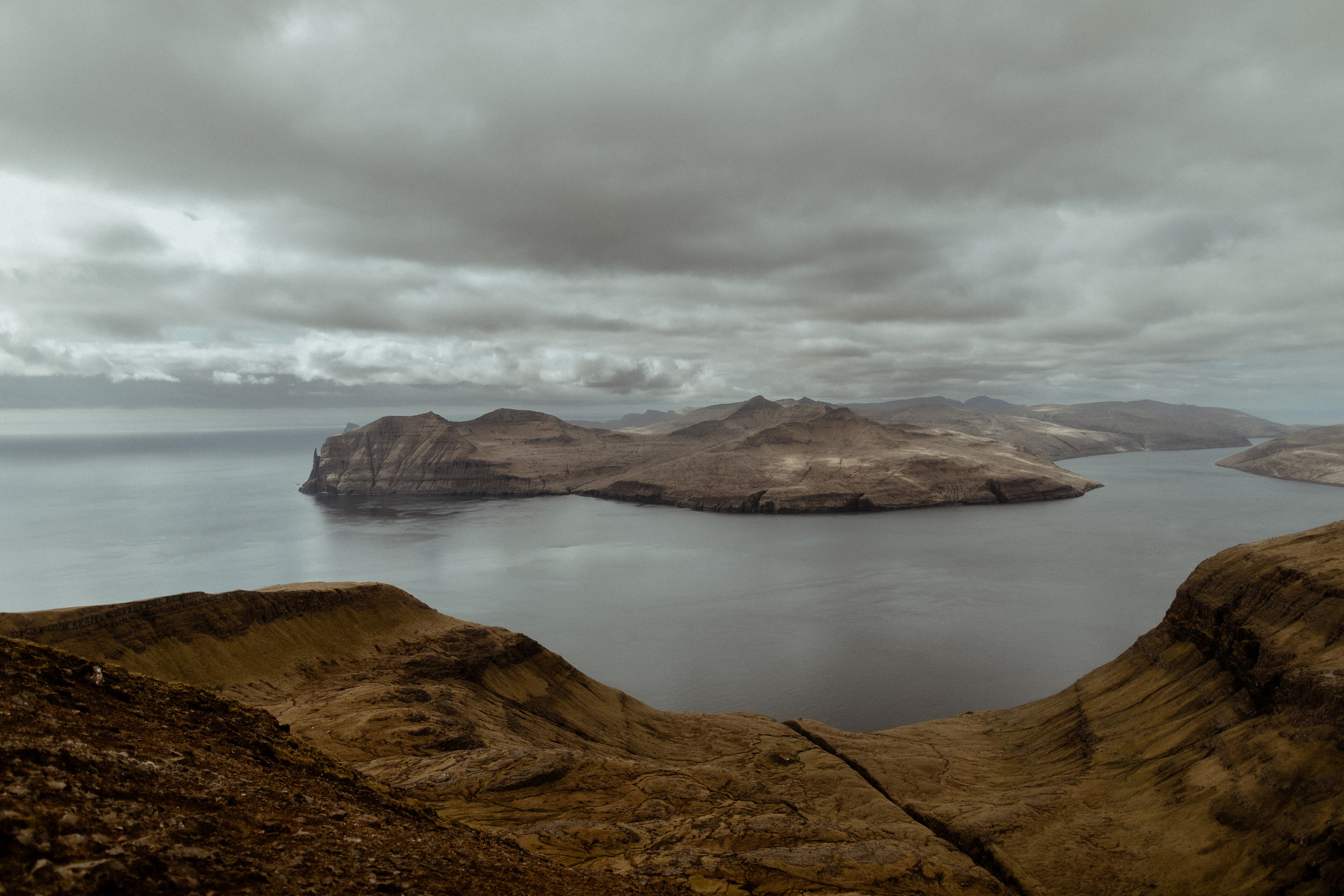 Elopement at Faroe islands. Iceland elopement photo and video | Nikolaichik Photo