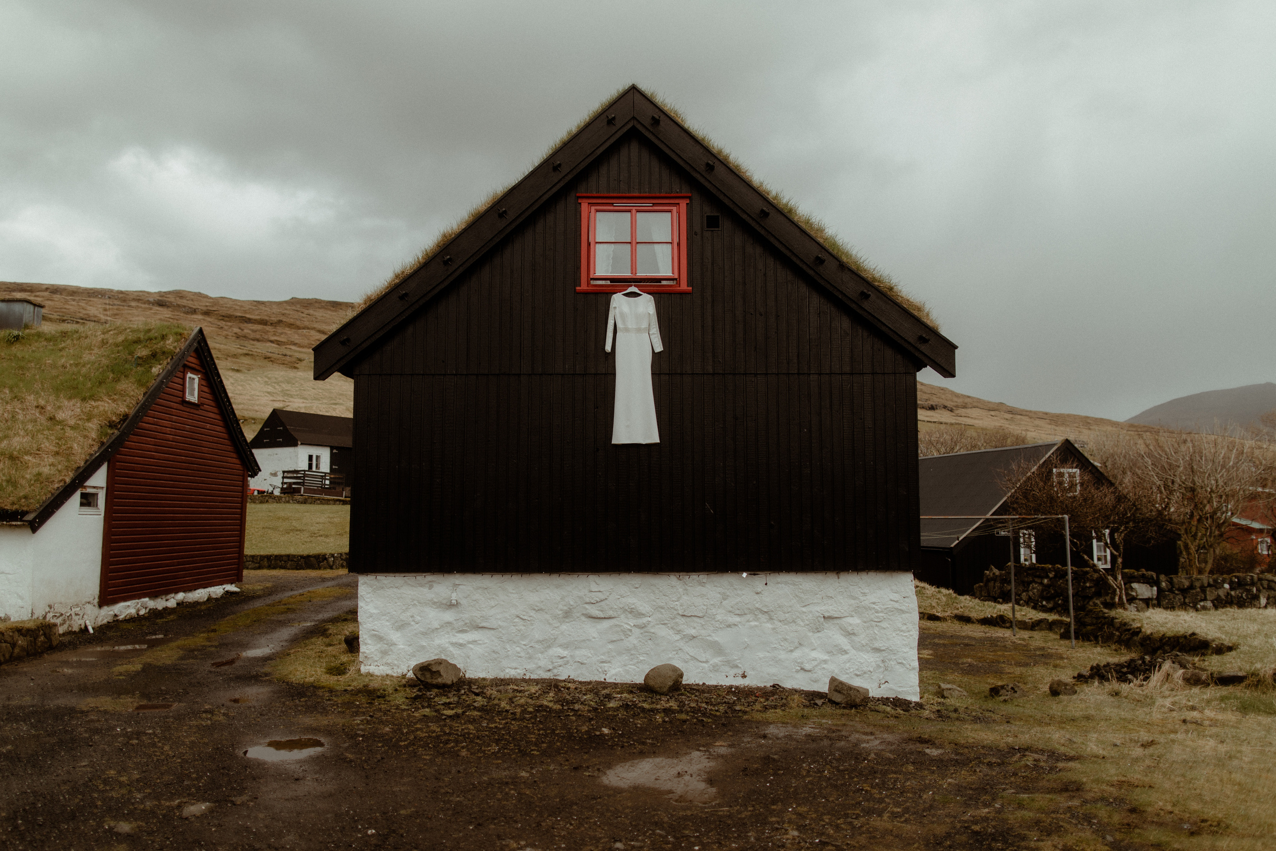 Elopement at Faroe islands. Iceland elopement photo and video | Nikolaichik Photo