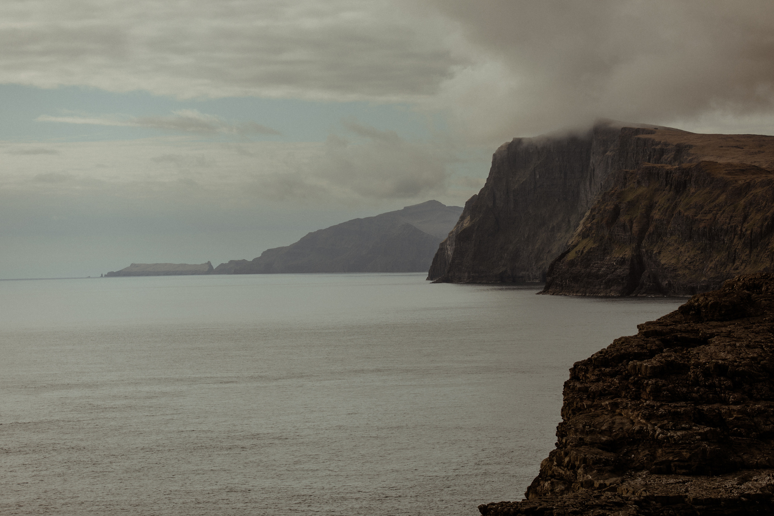 Elopement at Faroe islands. Iceland elopement photo and video | Nikolaichik Photo