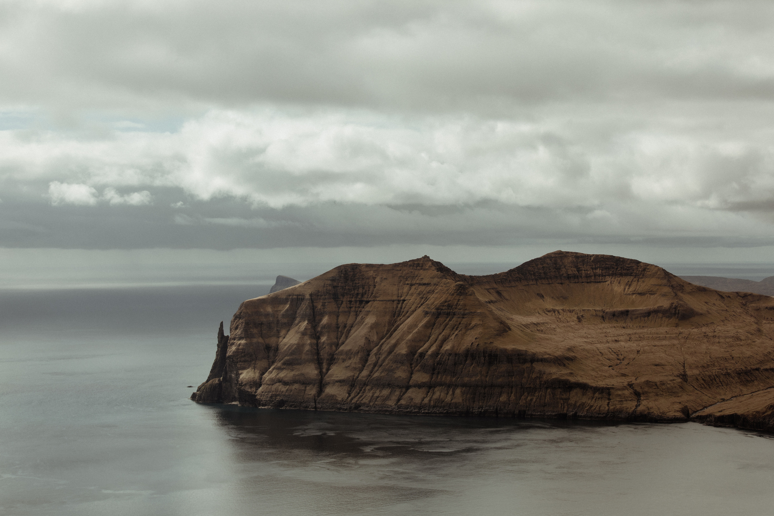 Elopement at Faroe islands. Iceland elopement photo and video | Nikolaichik Photo
