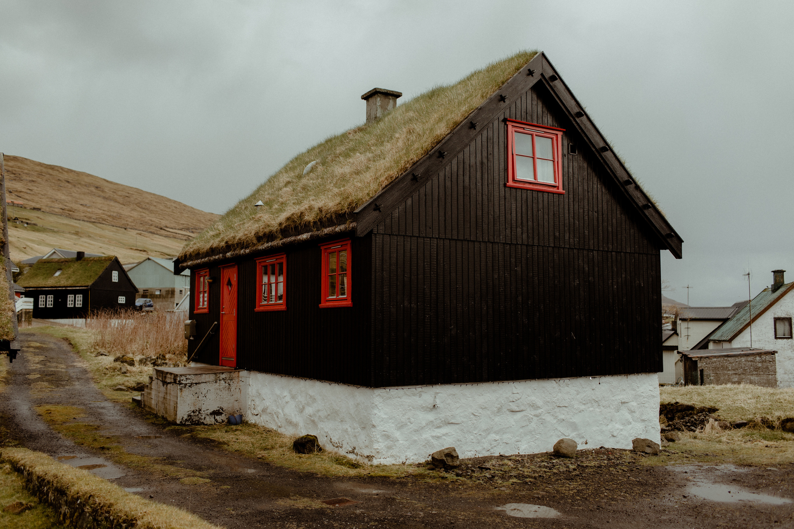 Elopement at Faroe islands. Iceland elopement photo and video | Nikolaichik Photo