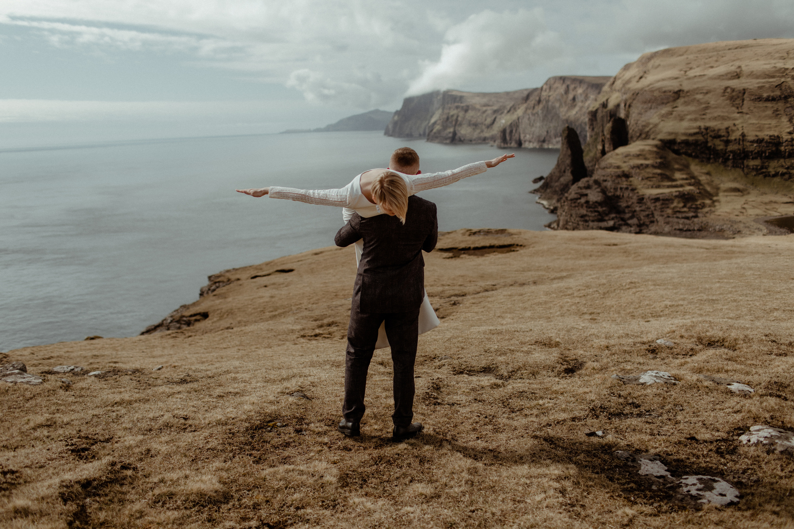 Elopement at Faroe islands. Iceland elopement photo and video | Nikolaichik Photo