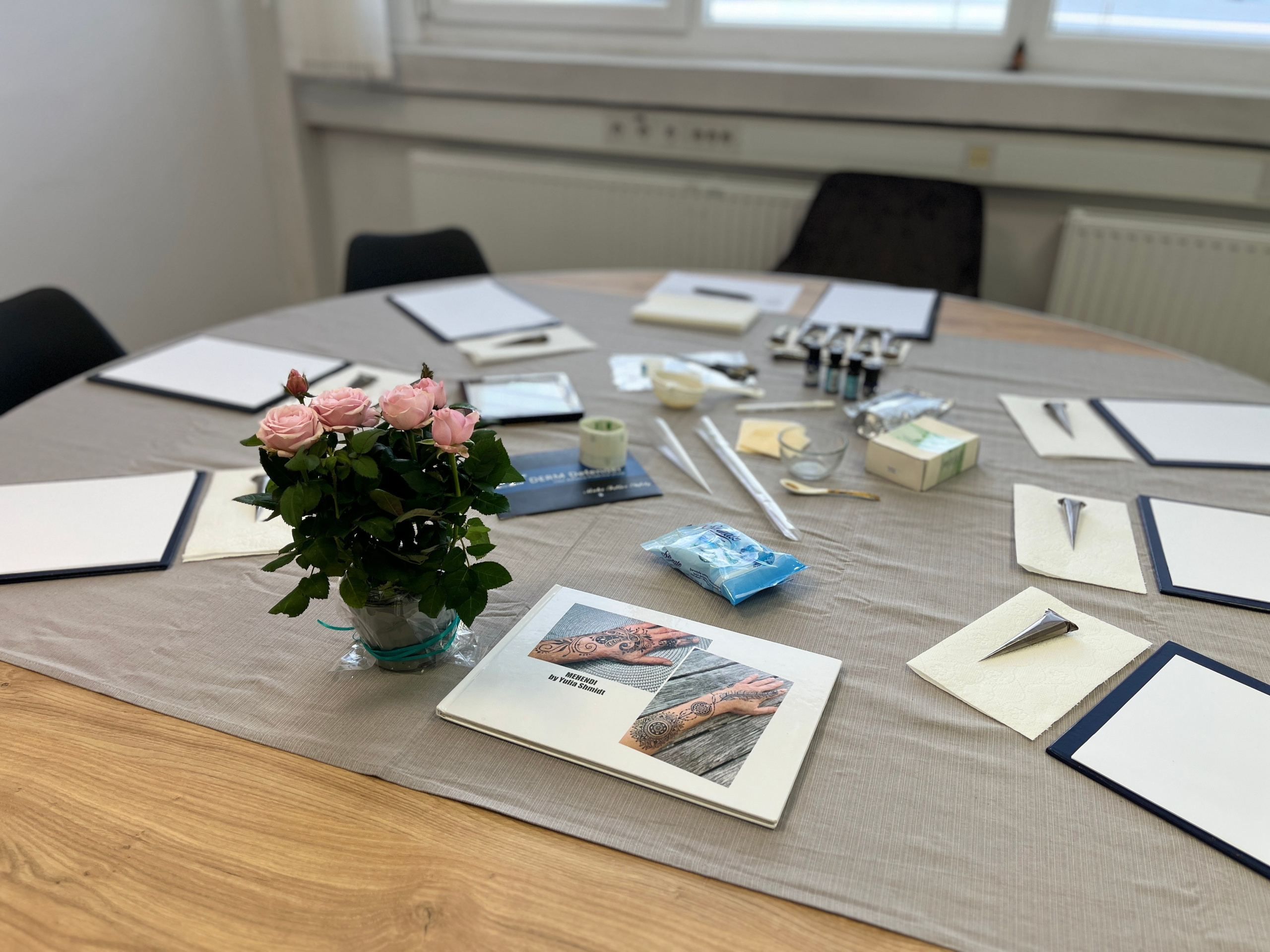 Delavnica poslikave s kano. Numerologija. Nevrografika. Delavnice