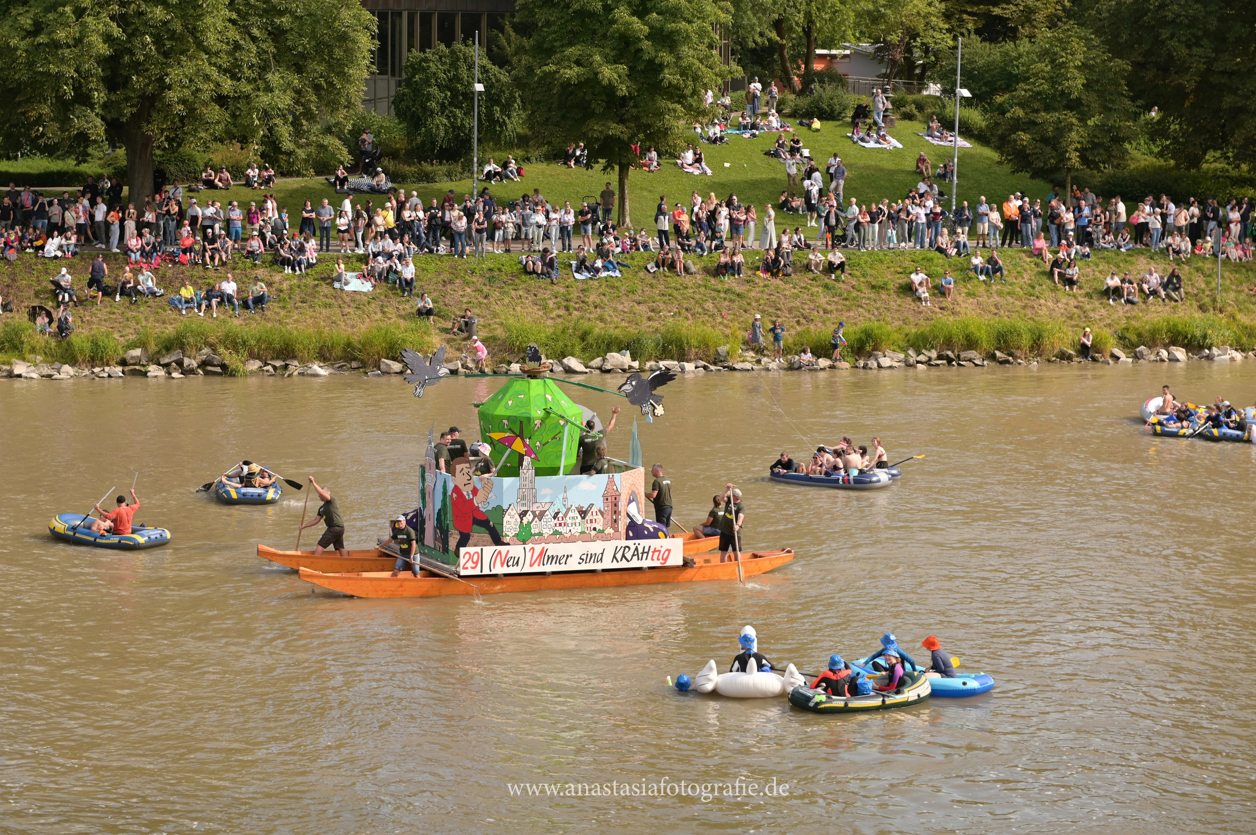Nabada Ulm 2025. Newbornfotograf Kinderfotograf Ulm Familienfotograf Anastasia Neu-Ulm