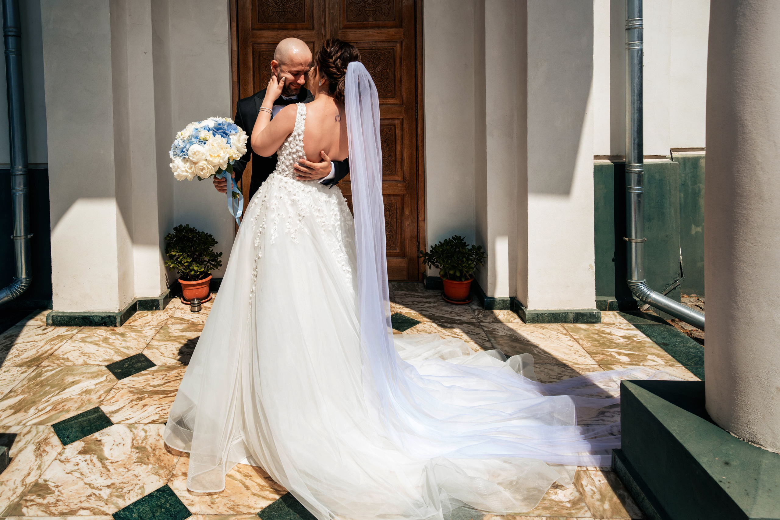 Crina & Cătălin. Acasă