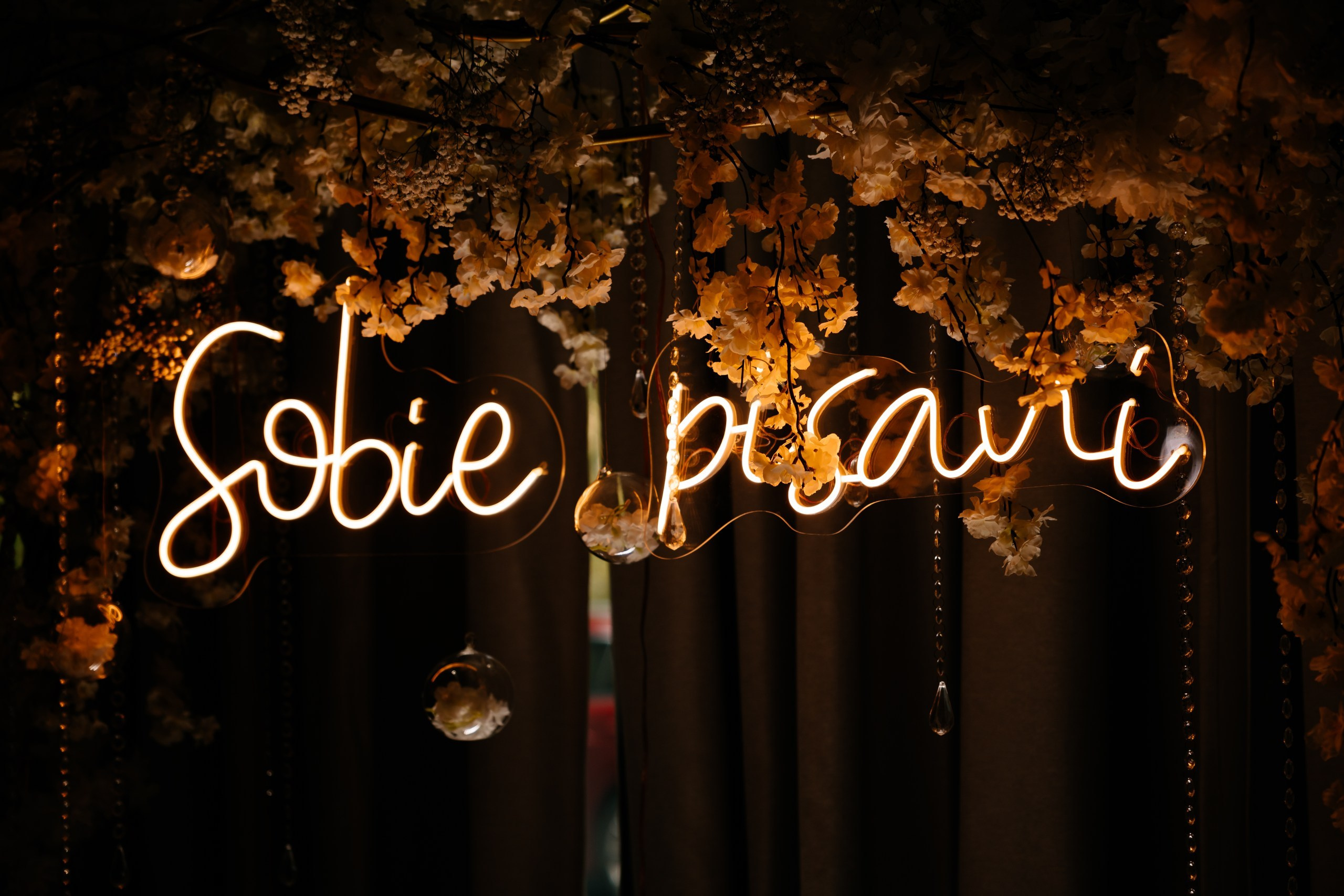 Patrycja ♡ Wojtek. Fotograf Ślubny Warszawa - Sesje Biznesowe Rodzinne Eventy