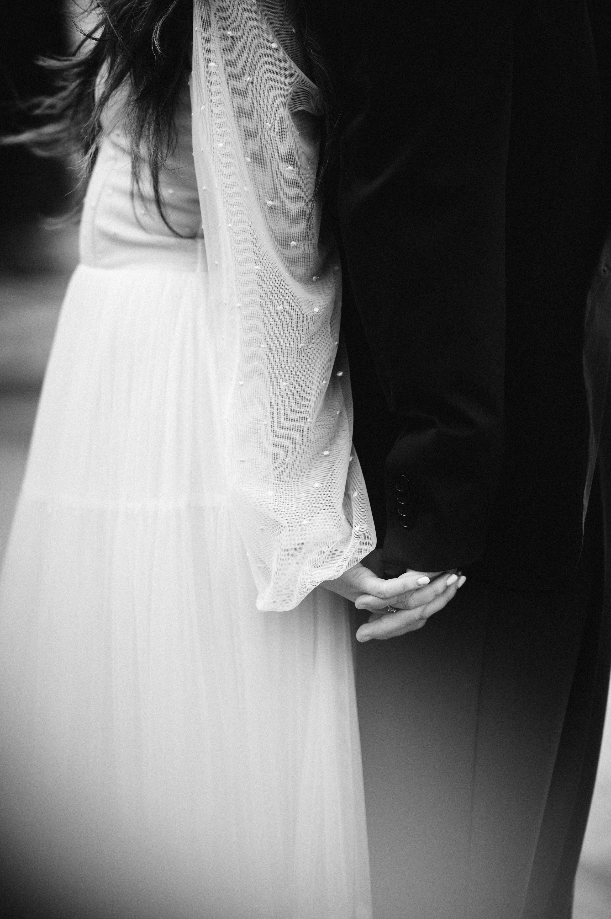 Ședință foto de nuntă pe plaja Adraga – emoție la malul oceanului Atlantic. Valentin Melen — wedding photographer