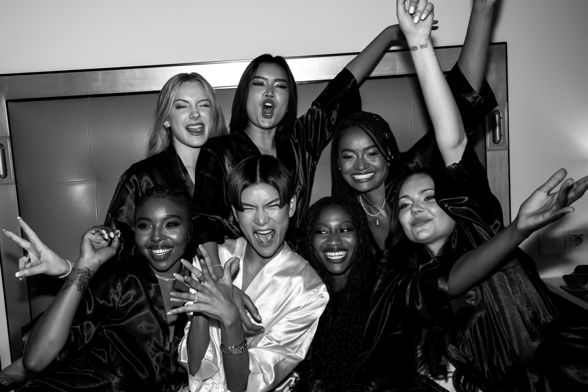 Wedding in famous Four Seasons Hotel, Madrid. Wedding photographer videographer Spain