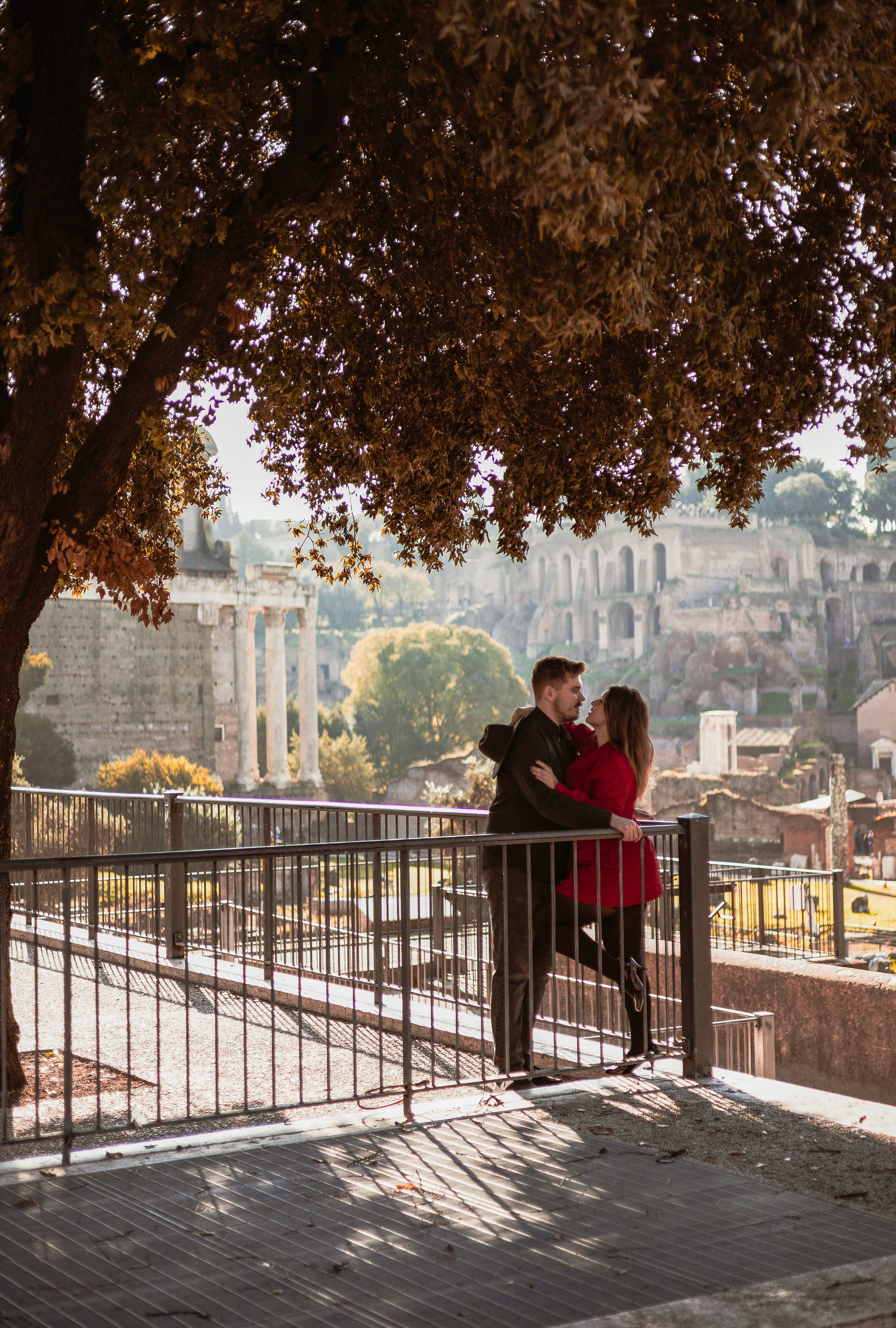 Hi! My name is Irena, and I’m a professional photographer specializing in family photography, love stories, and individual photoshoots