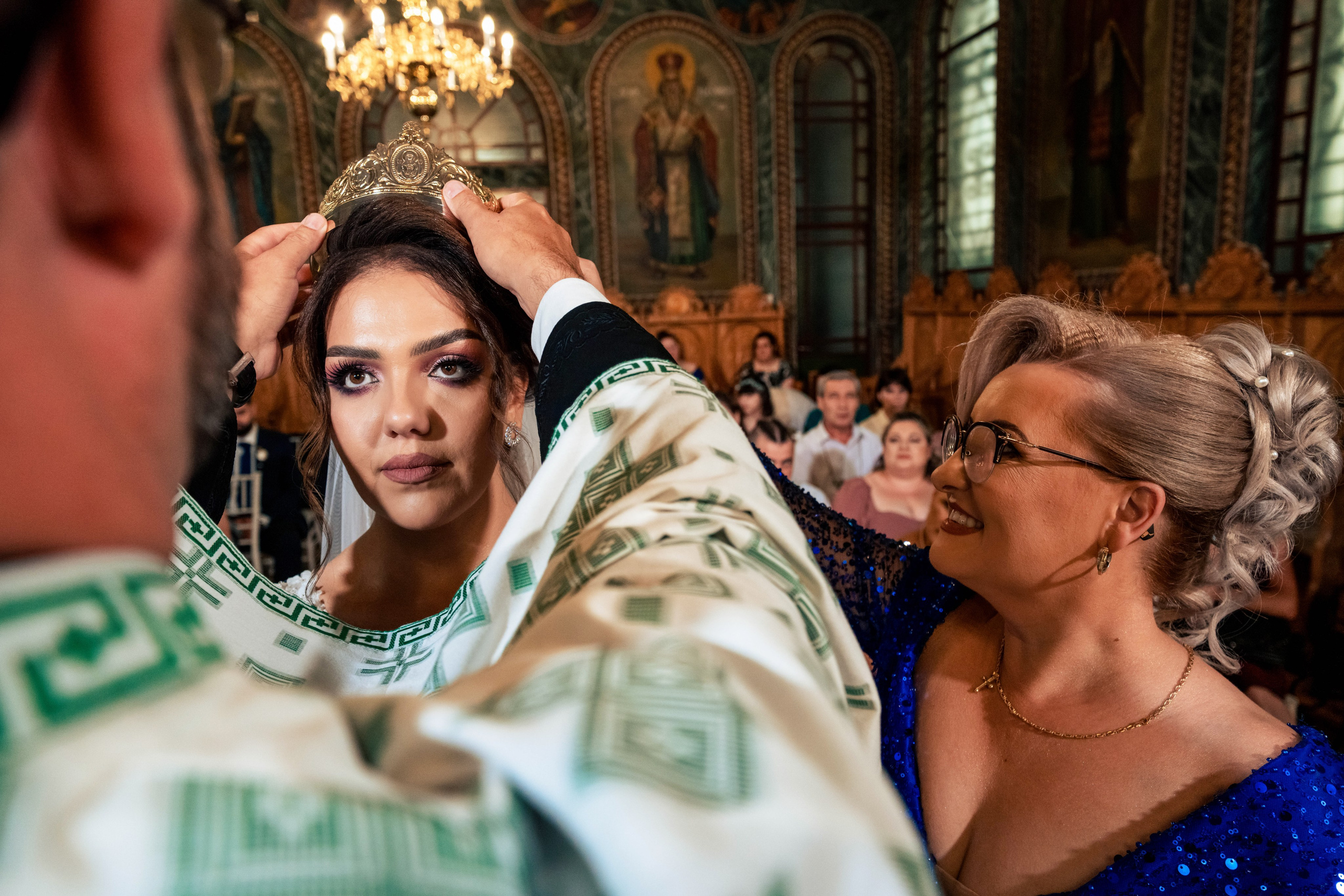 Crina & Cătălin. Acasă