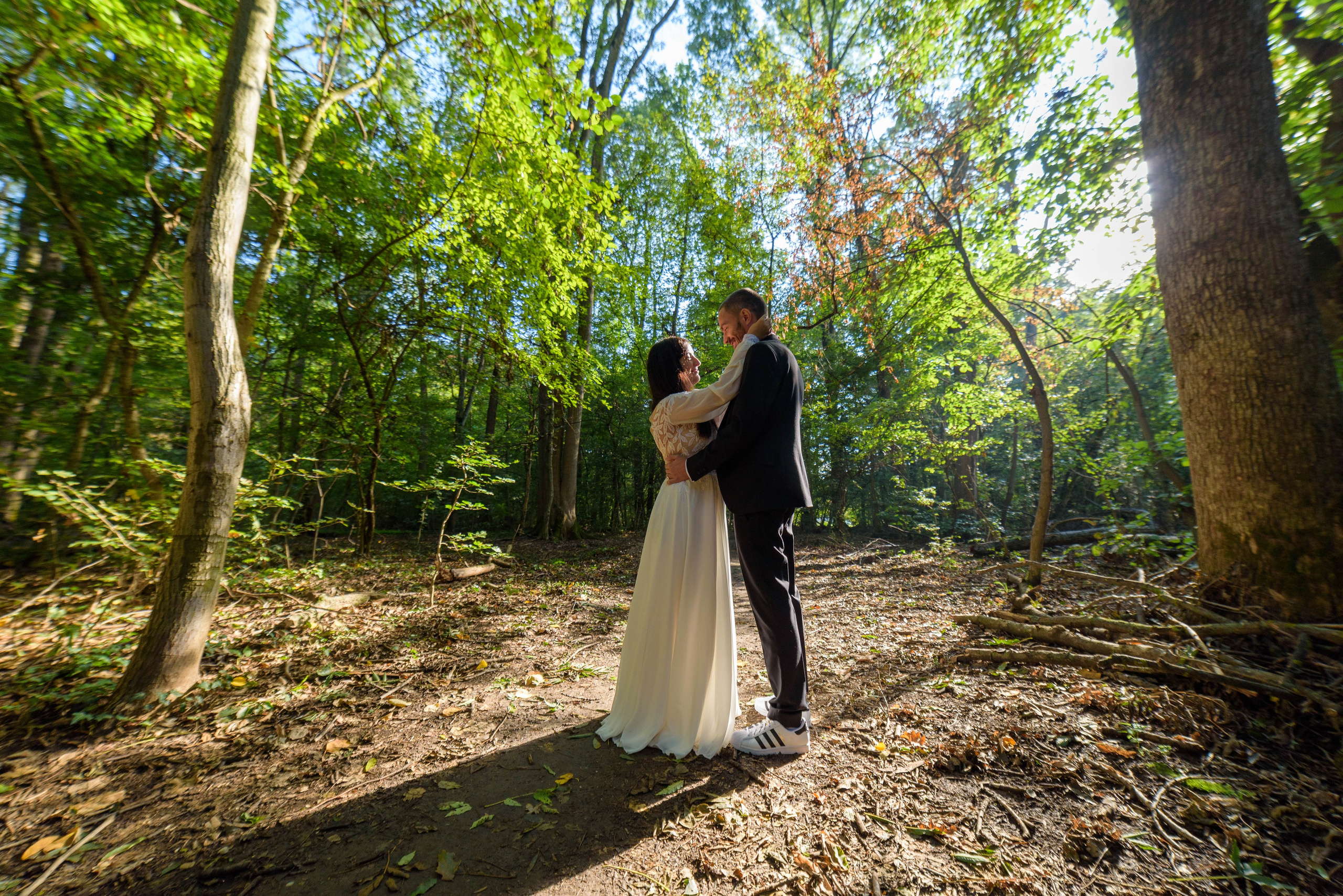 Ședința foto Trash the dress. Wedding photographer from Bucharest Eugen Elisei