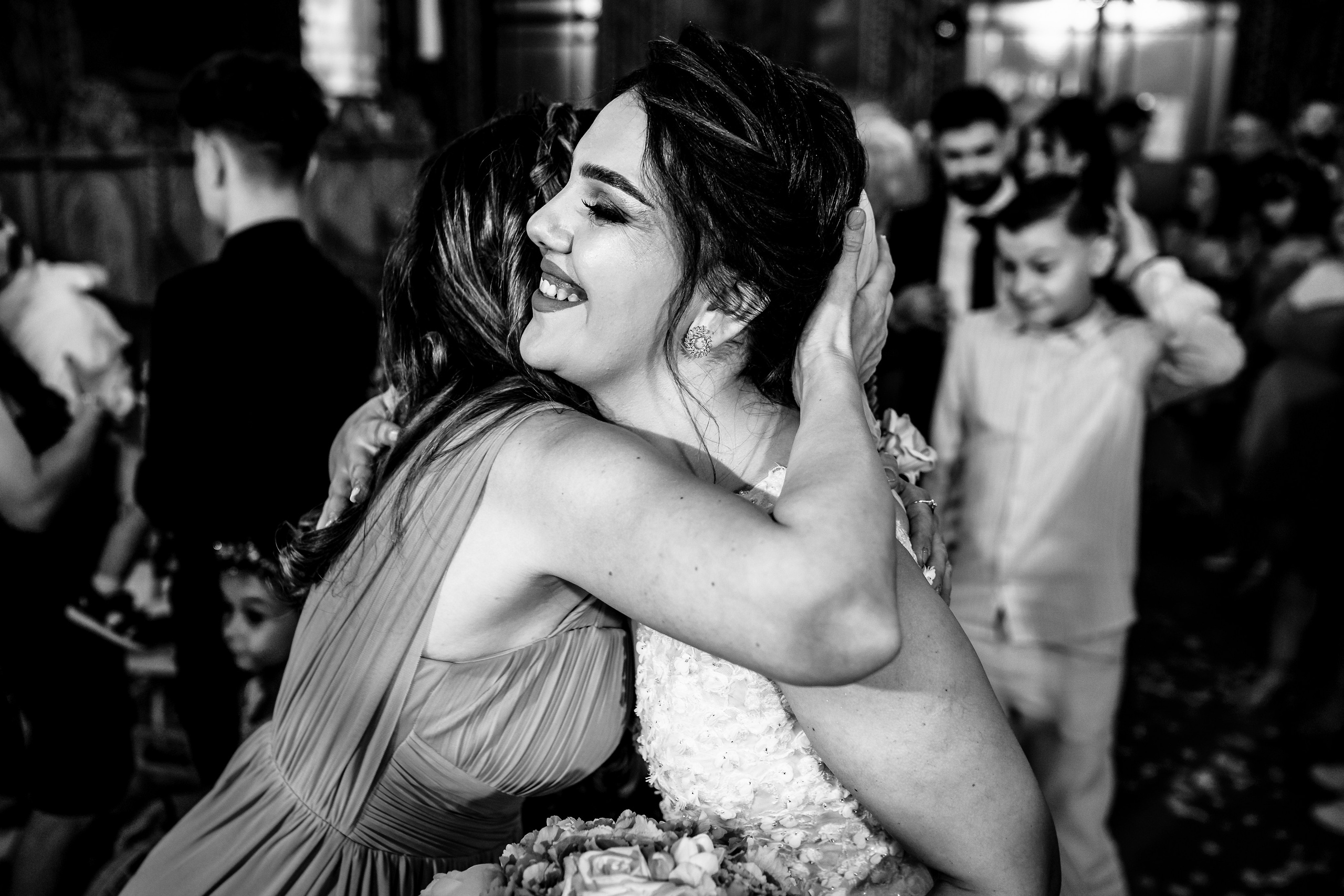 Crina & Cătălin. Acasă